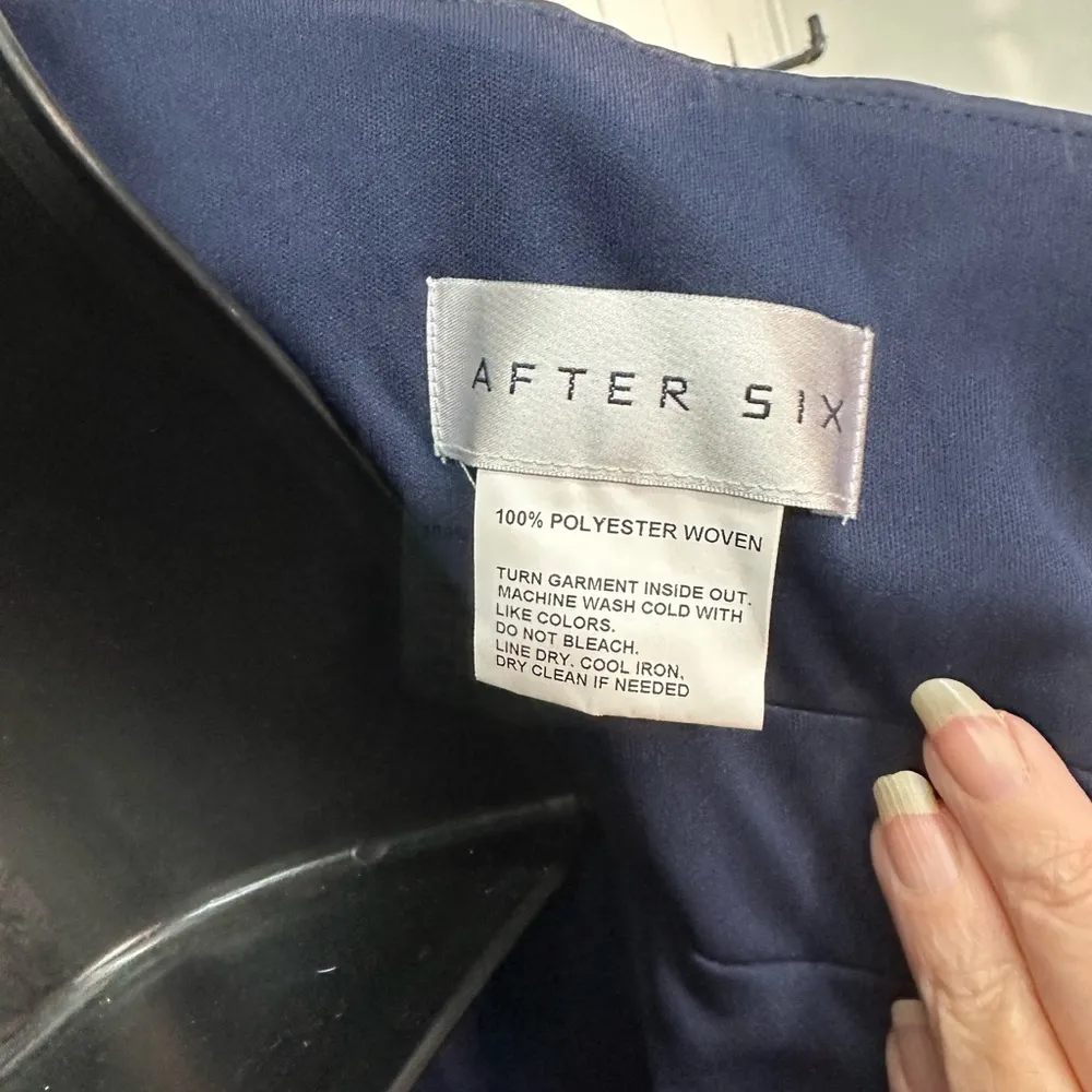 After Six Women’s Navy  Haltertop Pantsuit Size Small NW… - Image 4