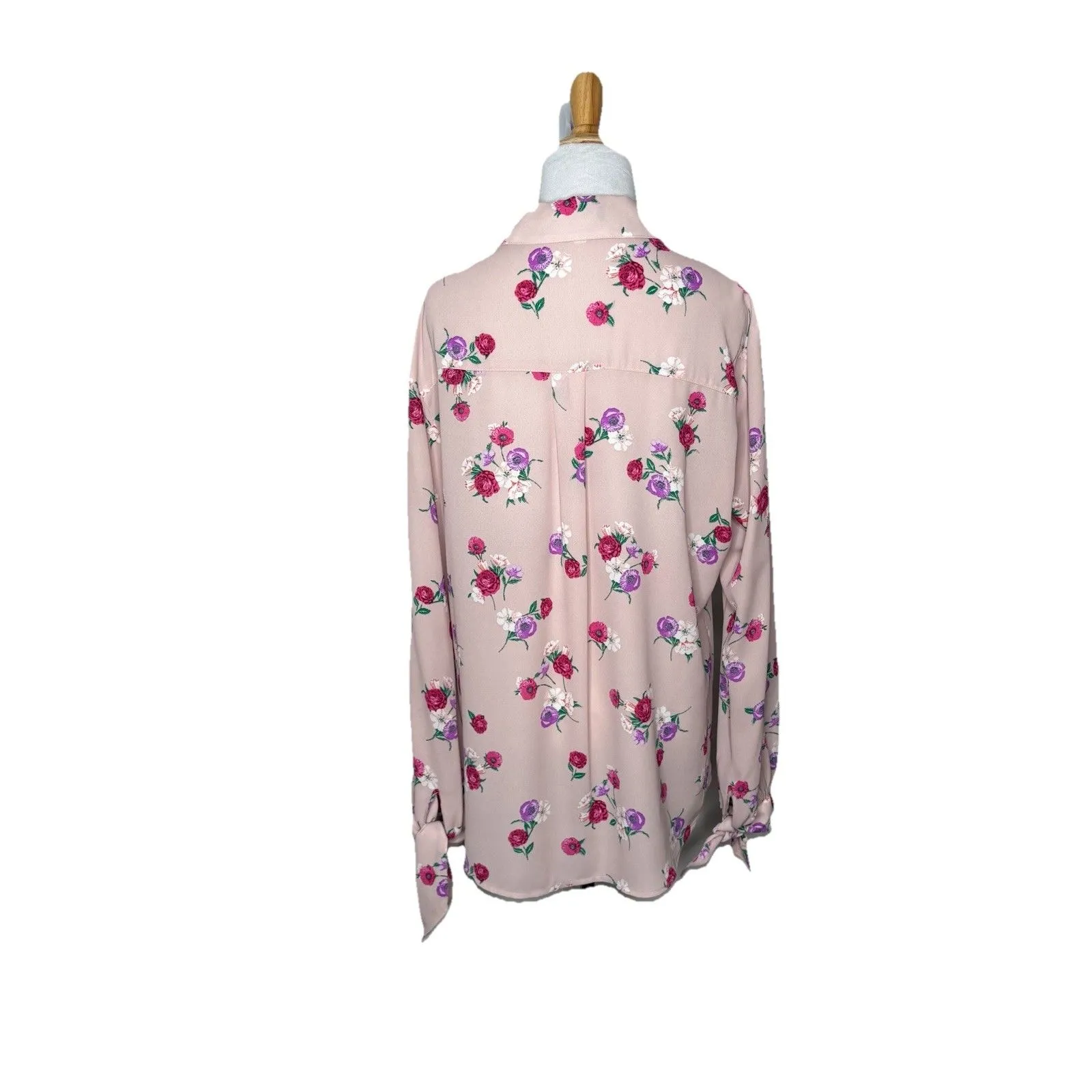 Express The Portofino Slim Button Down Shirt Blouse Pink Floral Long Sleeve Sz L - Image 3