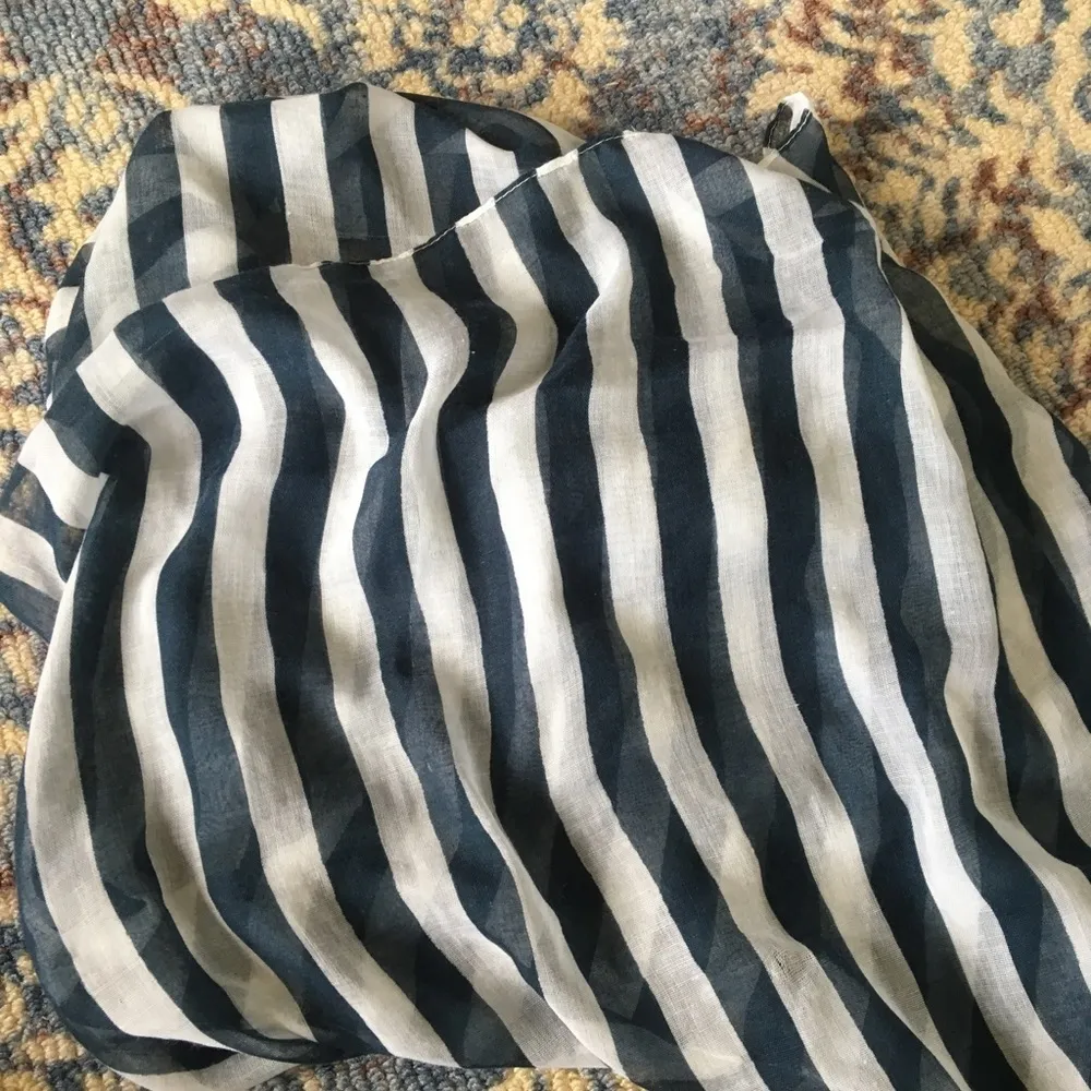 Target Navy White Striped Scarf - Image 5