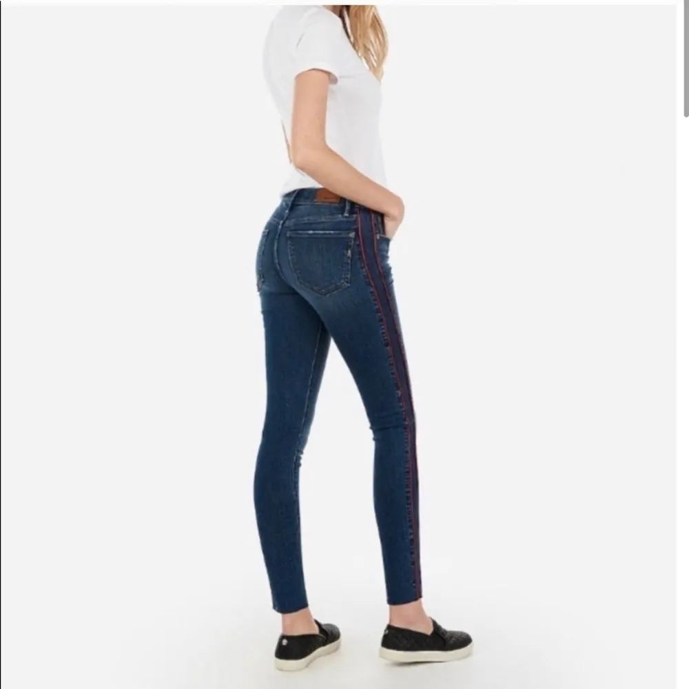 Express Ankle Legging Mid Rise Red Stripe Raw Hem - Image 6