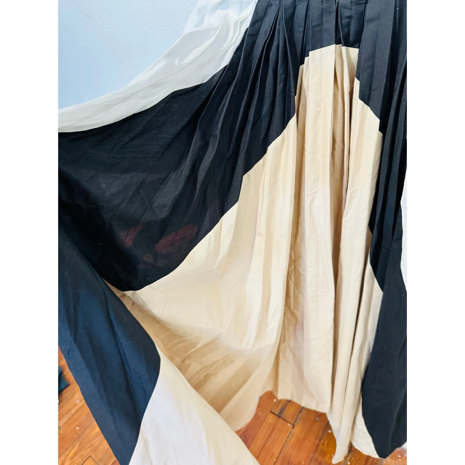 BIBHU MOHAPATRA x RTR Black White Colorblock Pleated Crewneck Flowy Dress Size 4 - Image 12