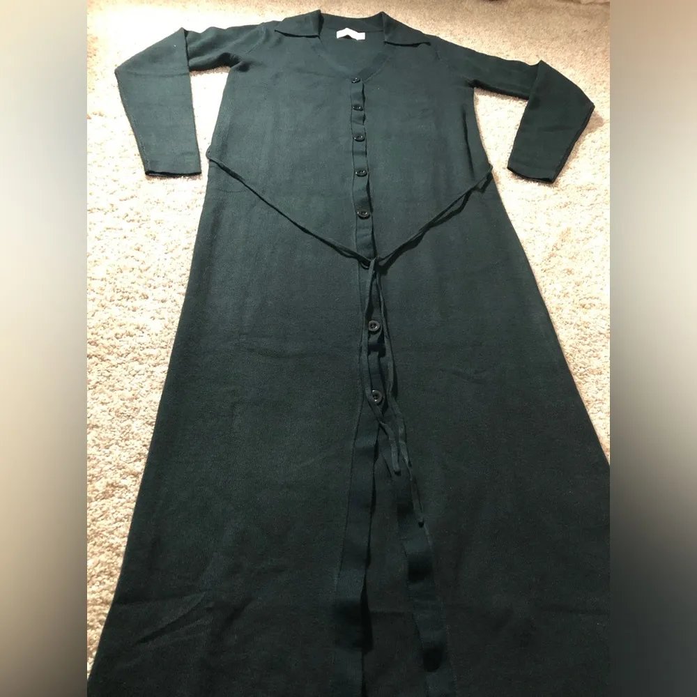 New ASOS DESIGN Maternity knitted midi dress with open collar and tie waist - Image 5