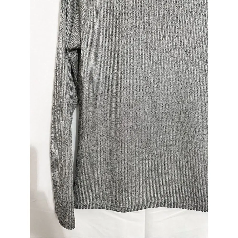 INC International Concepts shimmery top Silver Size M - Image 5