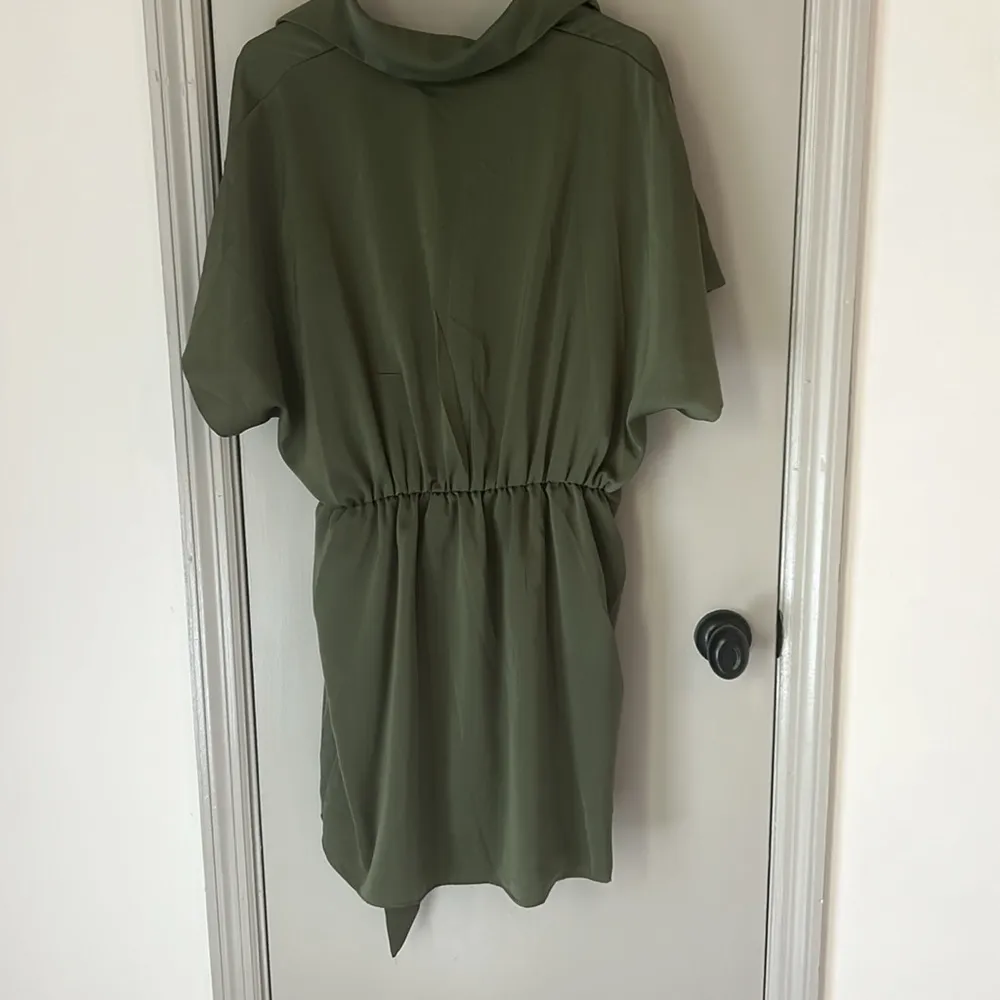 Showpo Ameleth Collared Wrap Front Mini Dress in Olive Green Size 8 - Image 9