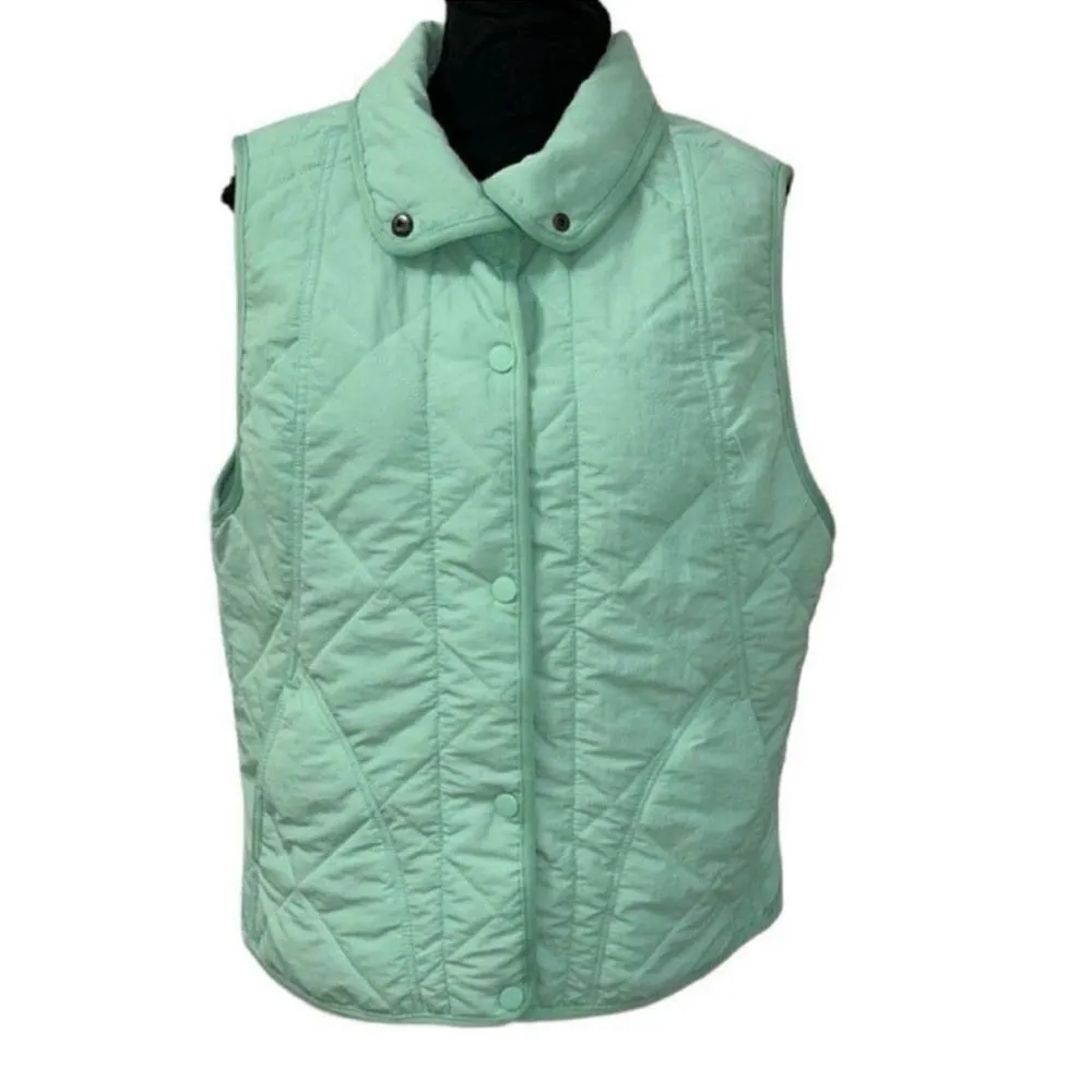 Te verde Quilted Green Lightweight
Vest(Size Small) - Image 3