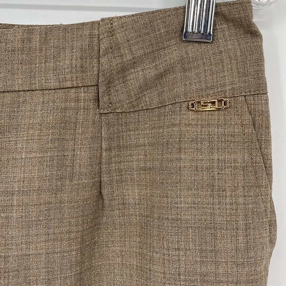 St. John Sport Tan Dress Pants Trousers with Gold Hardware Women’s Size 8 - Image 4