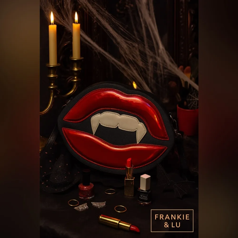 Mad Engine Vampire Lip Fang Glampire Crossbody Bag NWT​ Red - Image 2