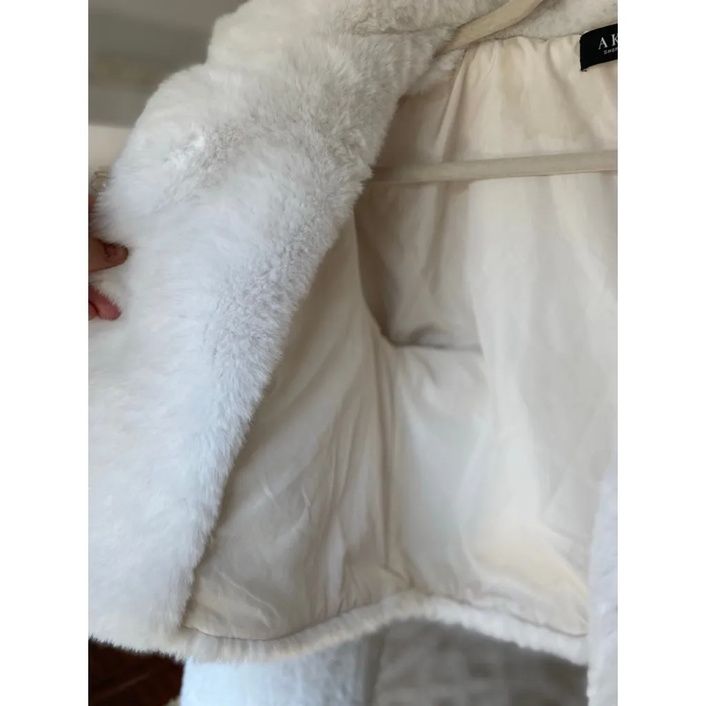 Akira White Faux Fur Cropped Coat Dayanne Glam Classy L Bride Bridal Wedding - Image 4