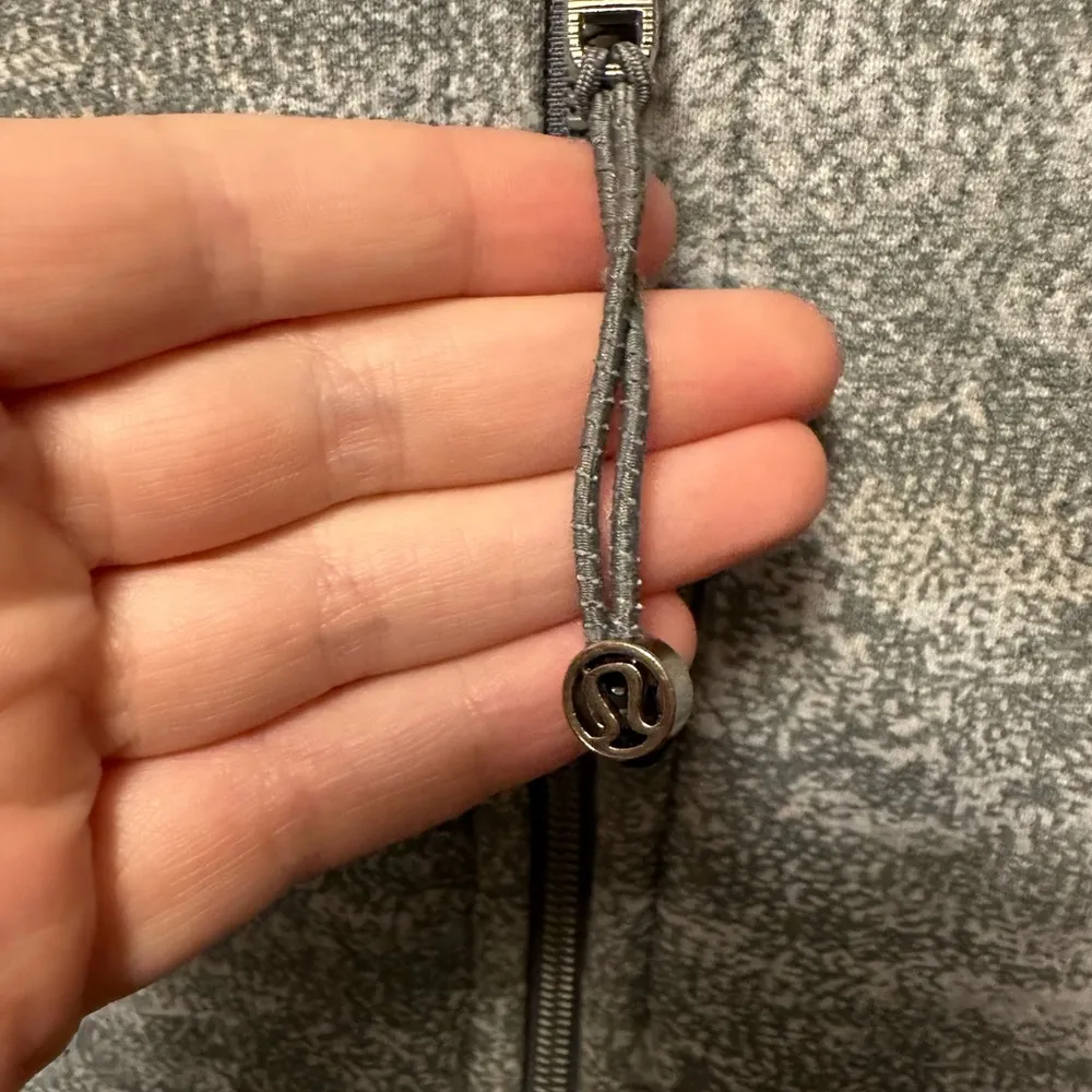 Lululemon Scuba Hoodie Light Cotton Fleece Heathered Space Dyed Gris Size 8 - Image 2