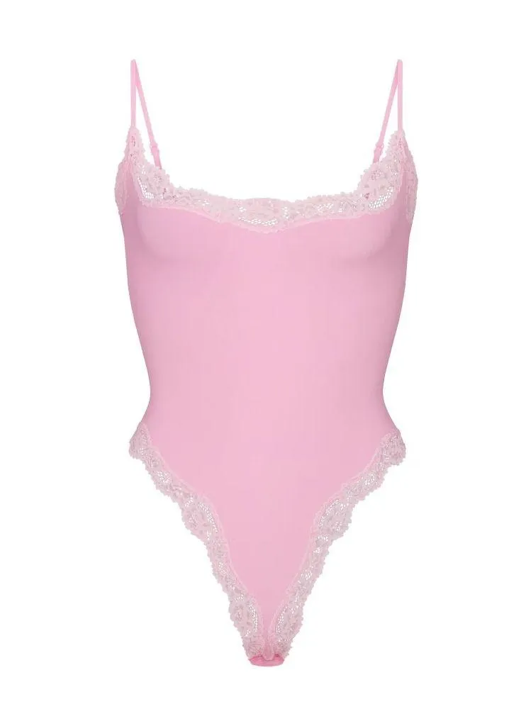 Skims Fits Everybody Lace Cami Bodysuit in Bubblegum, Size X-Small - Image 5