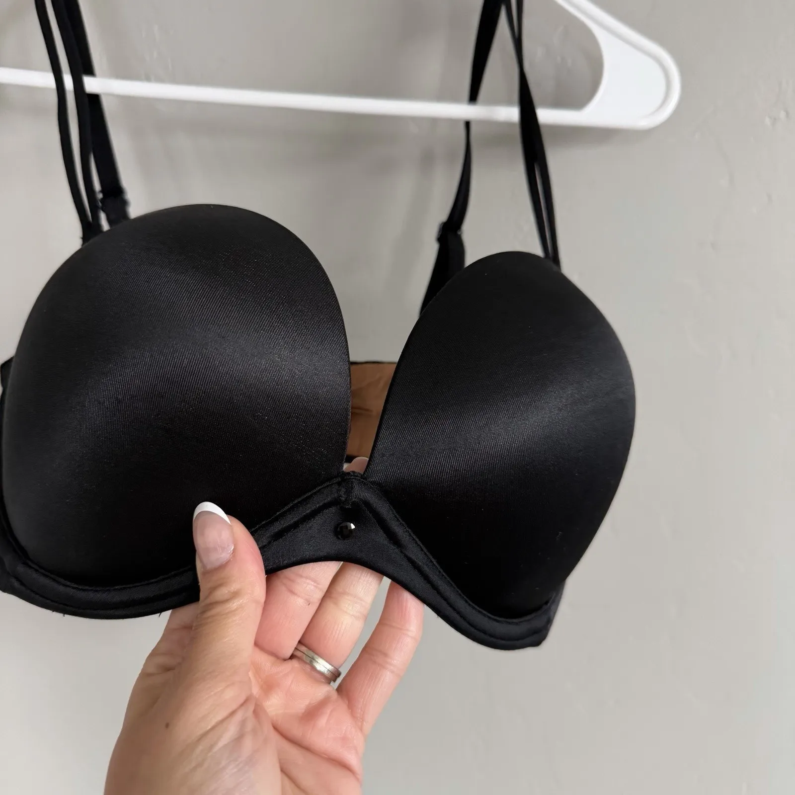 Victoria's Secret 34D Very Sexy Strapless Convertible Black Satin Push Up Bra - Image 2