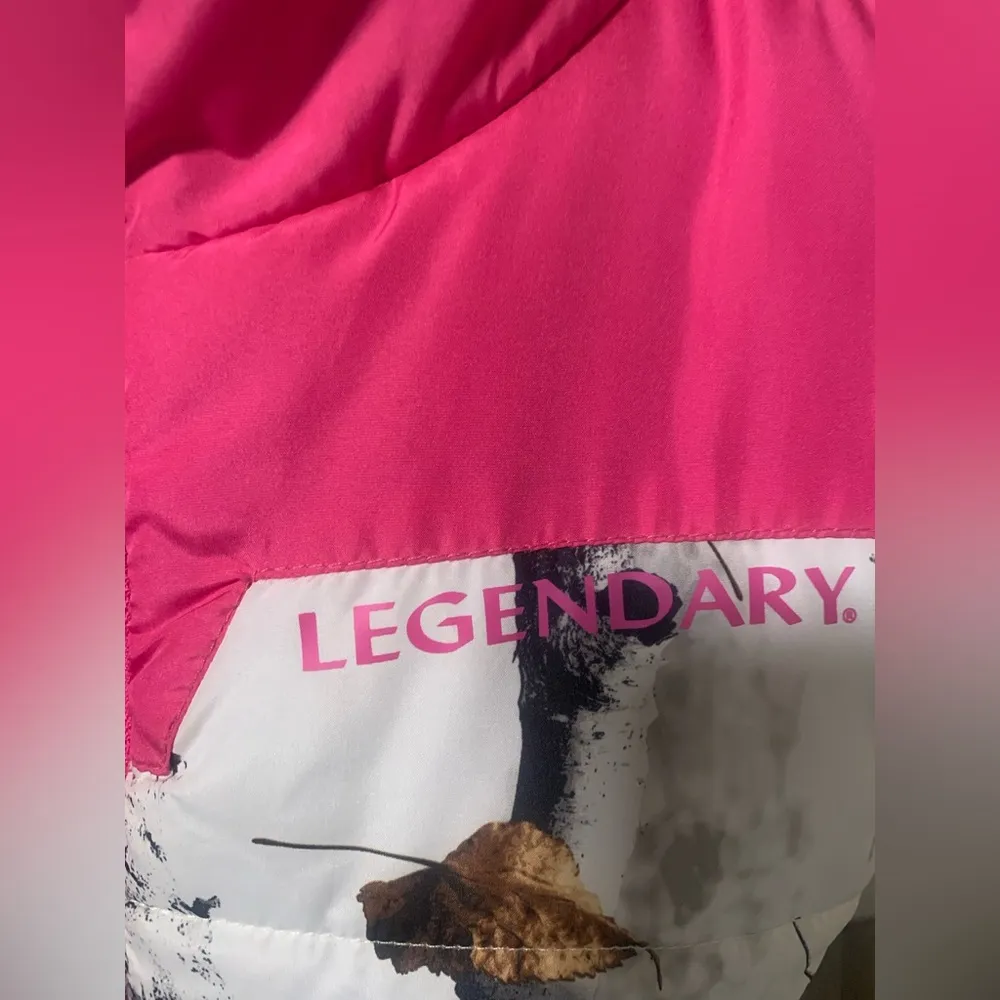 Legendary Whitetails Snow Camo Pink Puffer Vest - Image 5