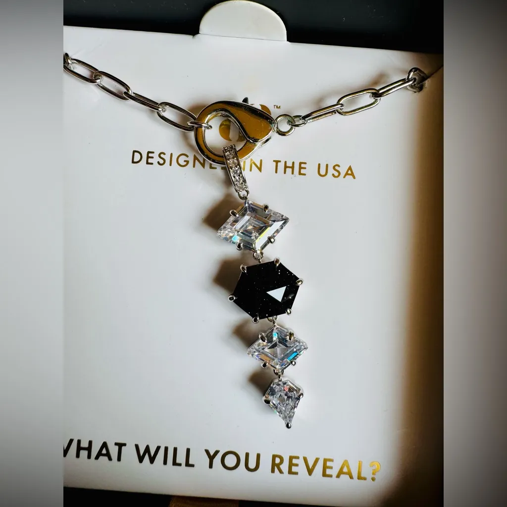 Bomb Party Untamed NK30368 Drip with Bite Necklace in Rhodium Plating. Silver - Image 2