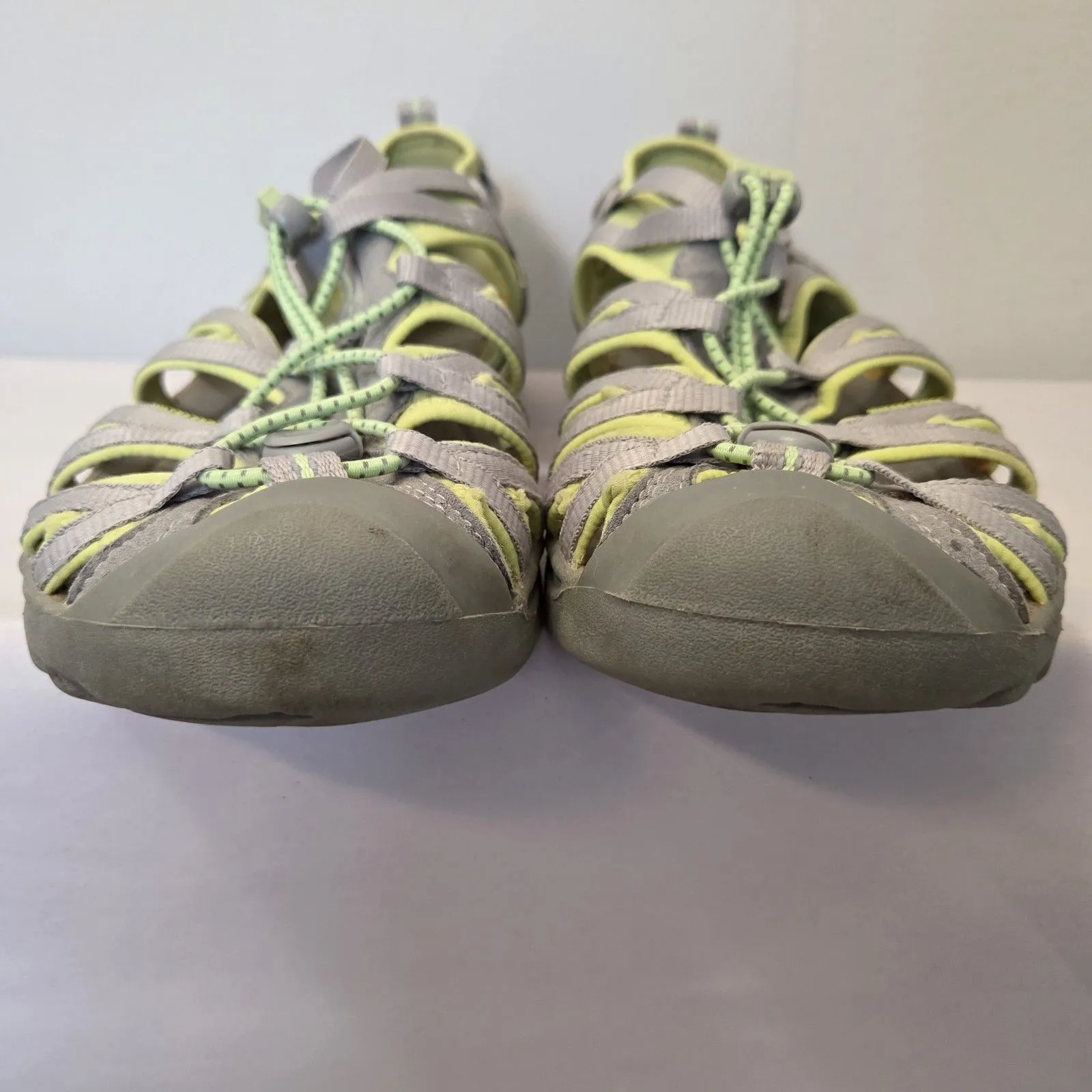 Keen Whisper Women's Size 6 Waterproof Fisherman Sport Sandal Shoe Gray Green - Image 4