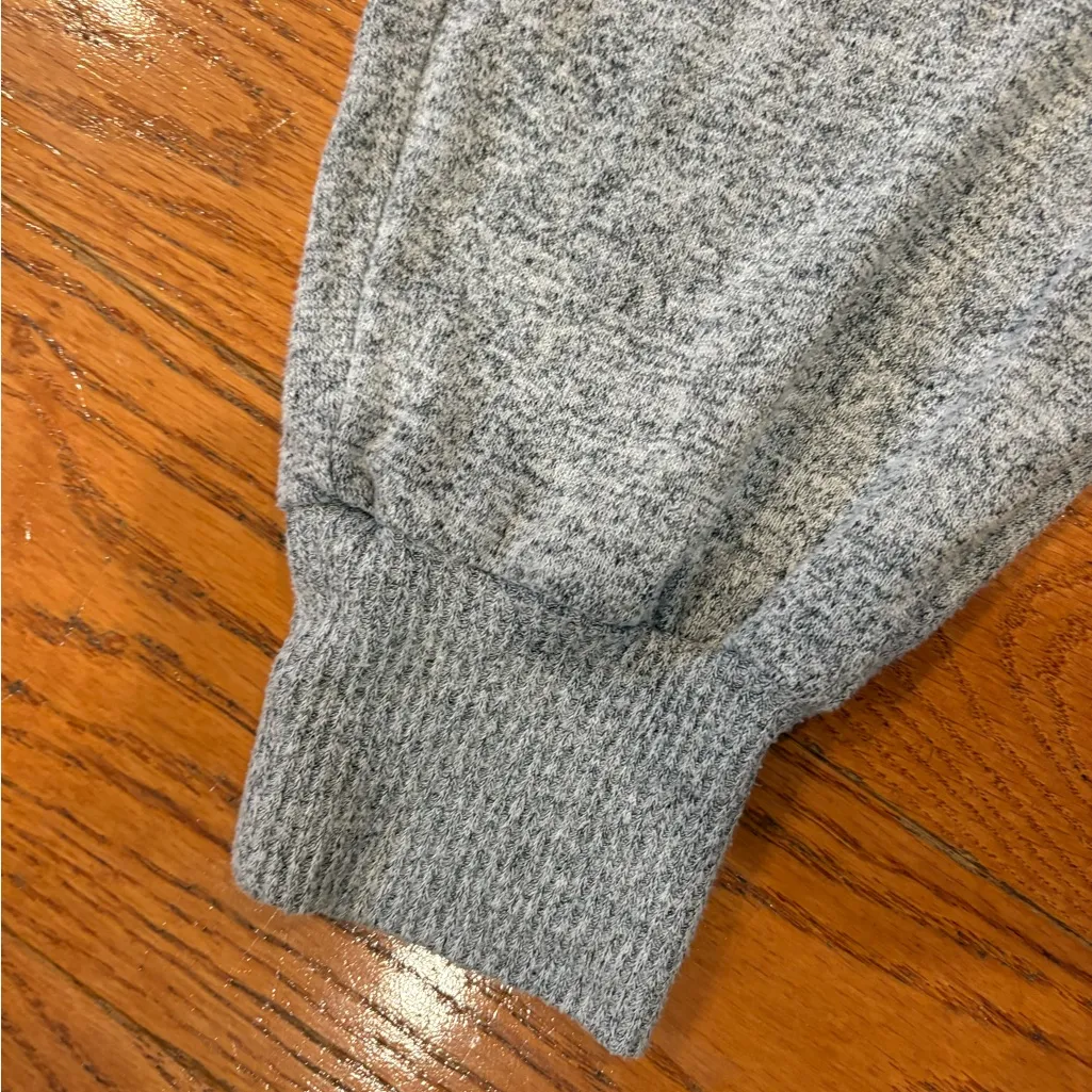 LOVE by Gap Soft Knit Gray Jogger Pants – Size M Size M - Image 4