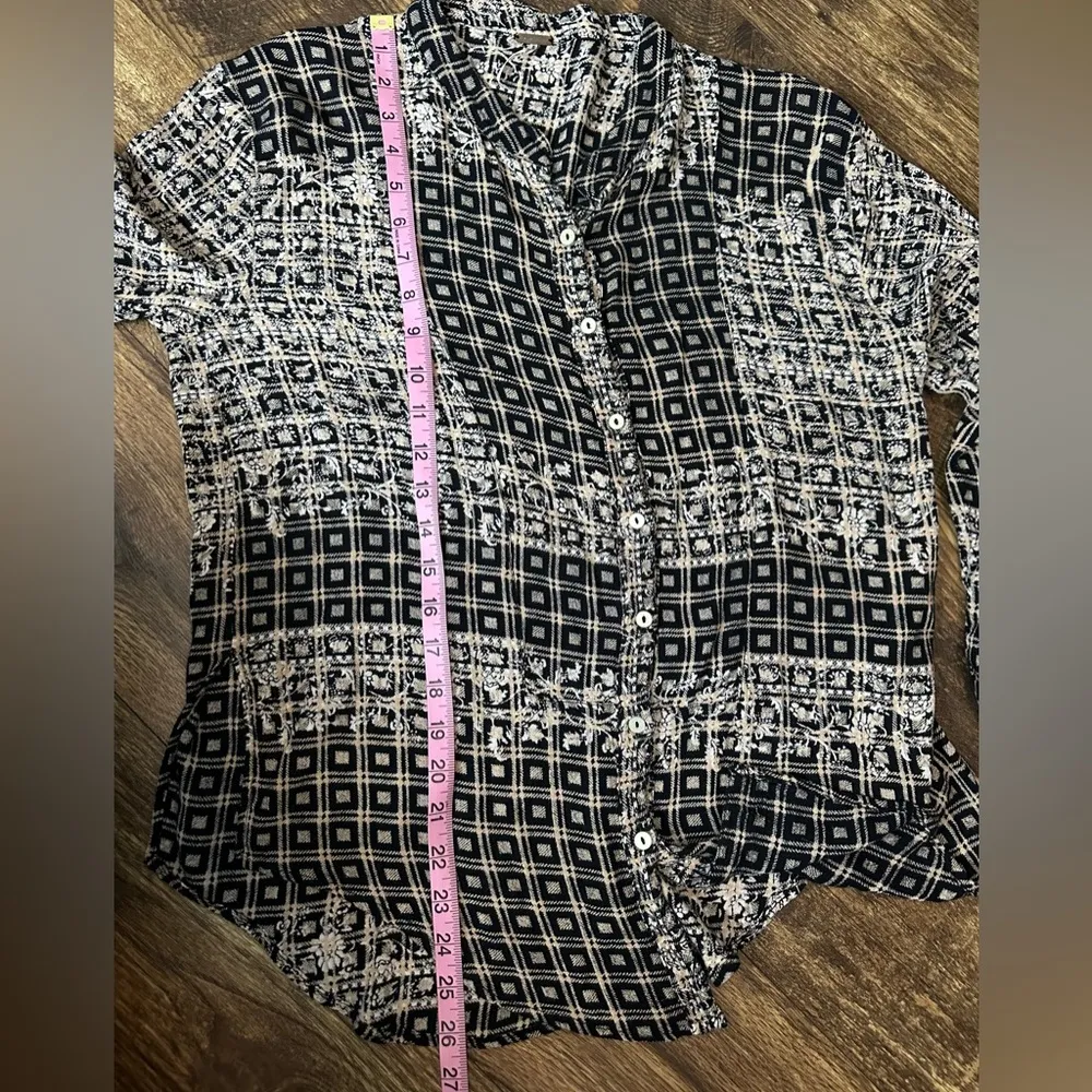 Free People Plaid Floral Caravan Button Down Top size Medium - Image 6