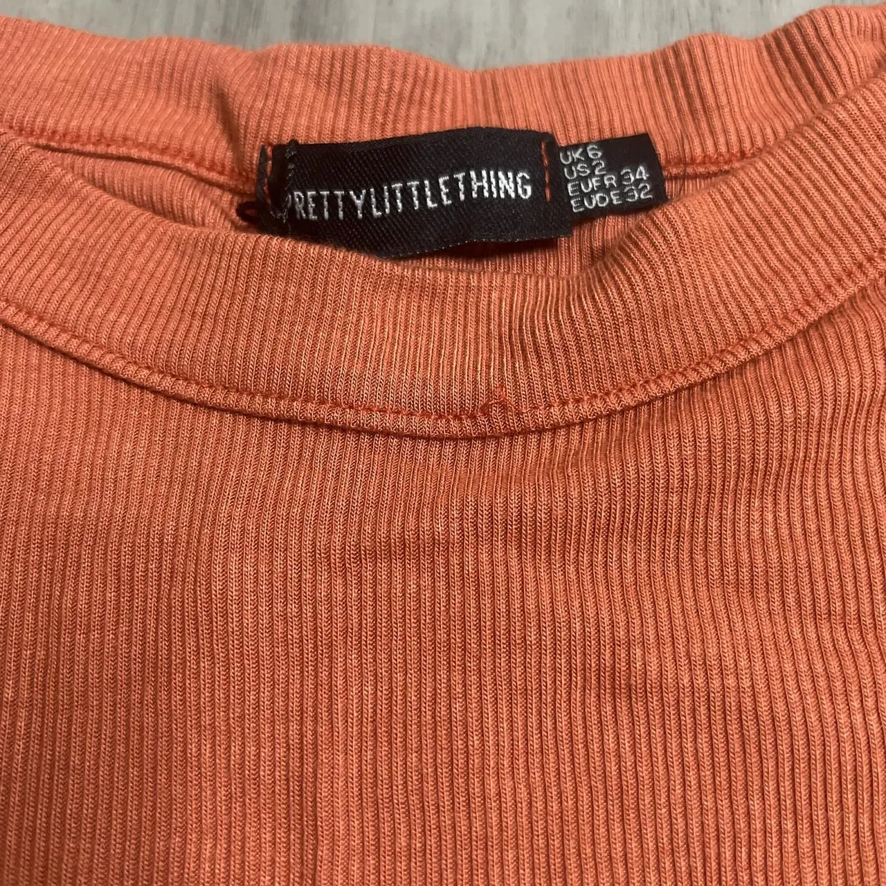 Prettylittlething Ribbed Long Sleeve Crop Top Orange Size 2 NWT - Image 2
