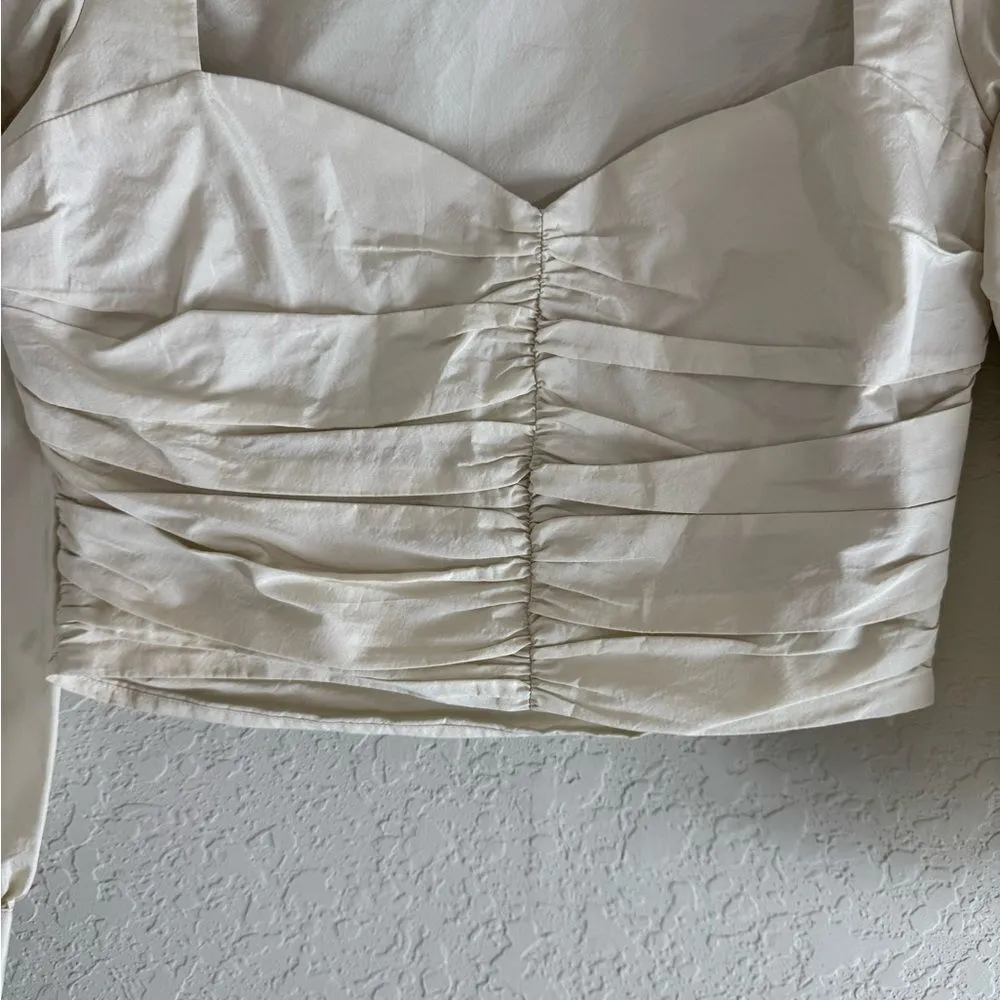 Aritzia Sunday Best Cream Giselle Petal Cropped Top Size 4 - Image 2