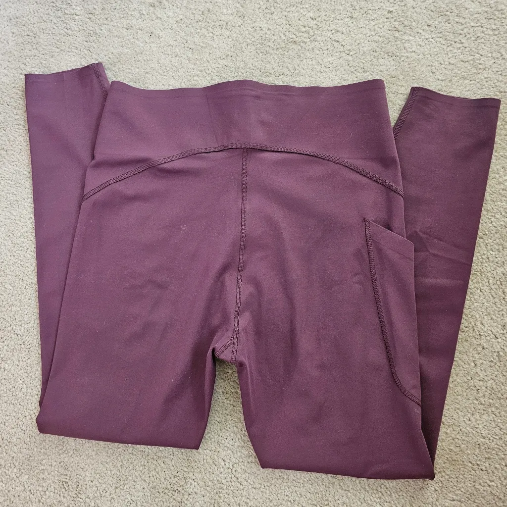 on cloud On Leggings - Image 6