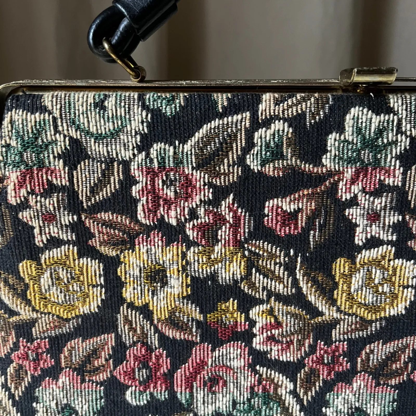 Vintage Dover Floral Tapestry Carpetbag Purse Black Gold Frame Top Handle - Image 7