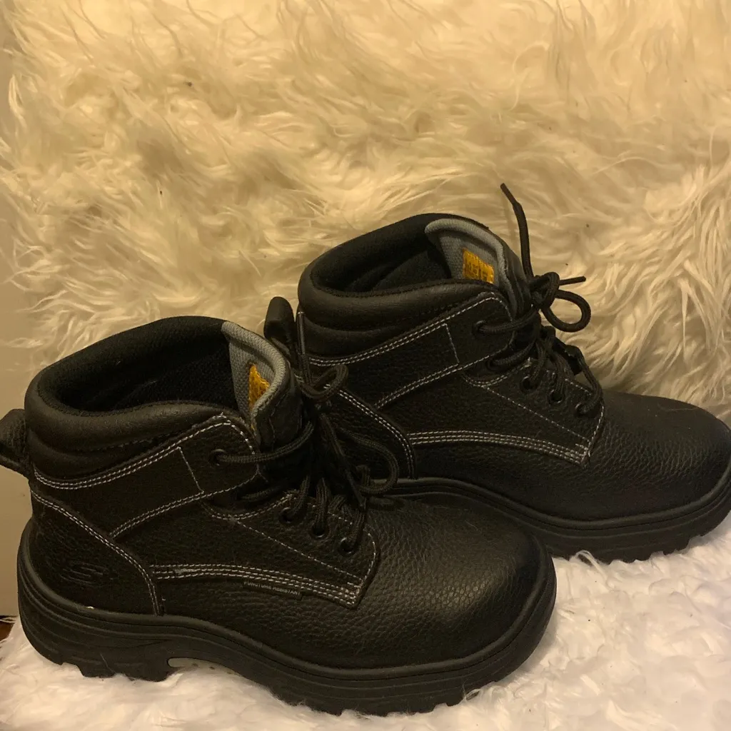 Black Lace - Image 3