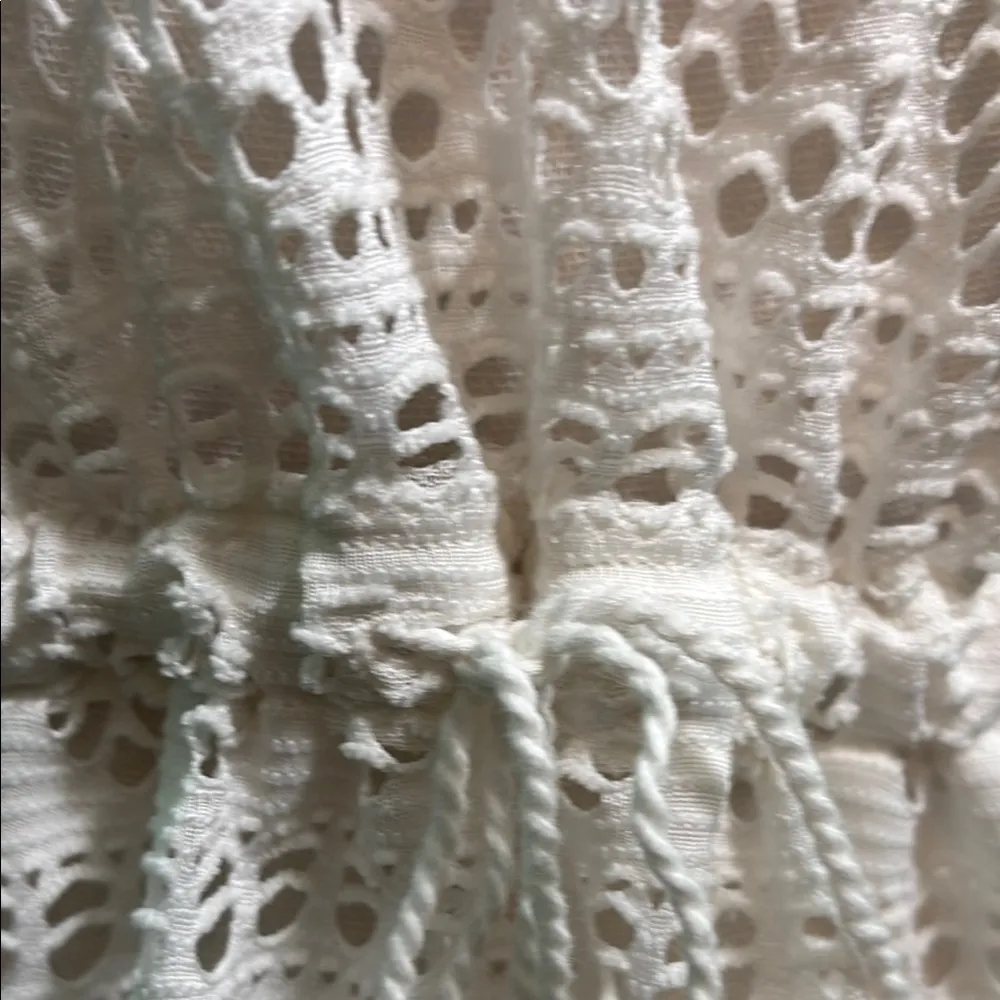 Old Navy Elegant White Crochet Swim Cover-Up - Image 3