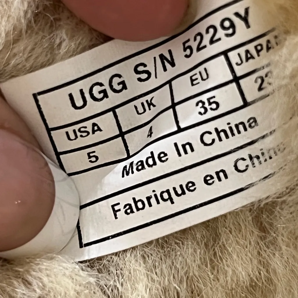 UGG Brown Suede Boots with Shearling Lining - Image 11