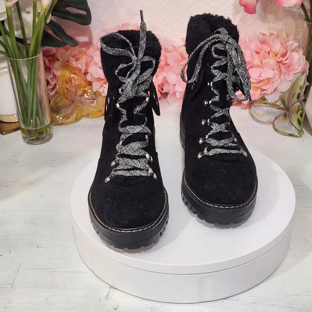 TIME and TRU Black Faux Suede Hiking Style Boots Sz 7.5W - Image 8