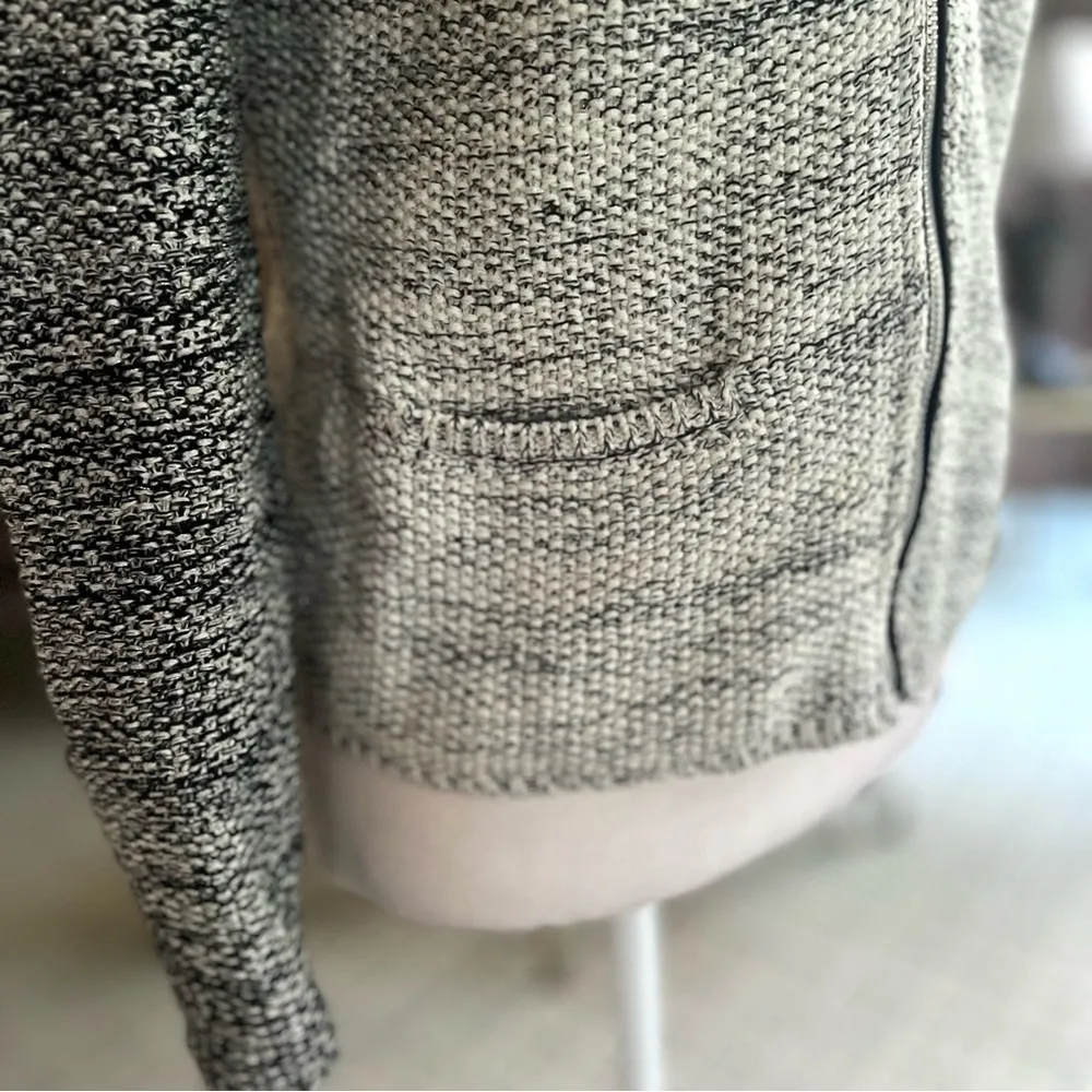 Talbots Grey Boucle Metallic Silver Knit Sweater Cardigan Zip up Jacket SP - Image 13