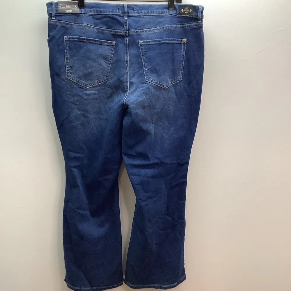 Nanette Lepore Size 20W Dark Blue Flare Women's Jeans W/Floral Embroidery. New - Image 5