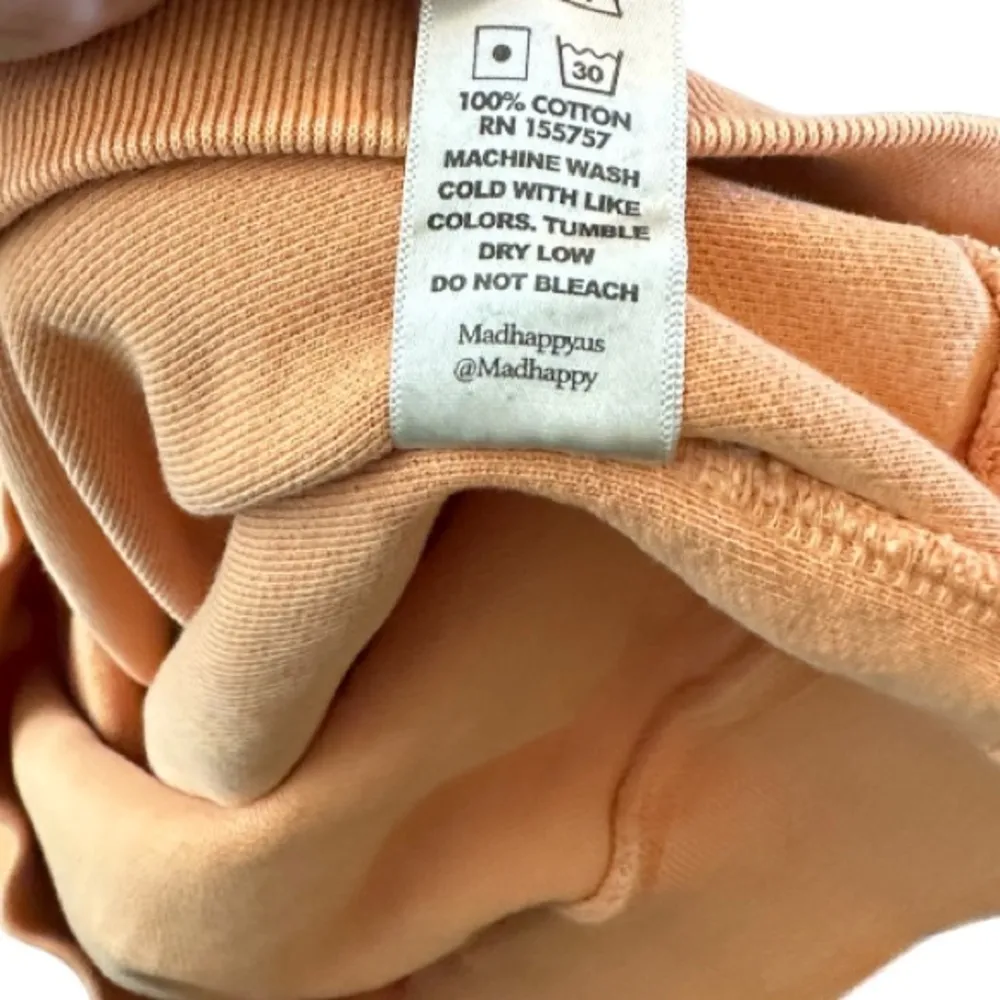 MadHappy "Feals" Cropped Shirt - Image 6