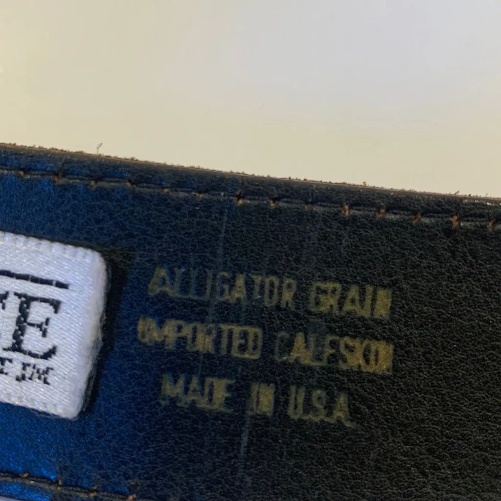 Vintage The Place at JM Croc Embossed Brown Leather Belt Women’s Small - Image 5