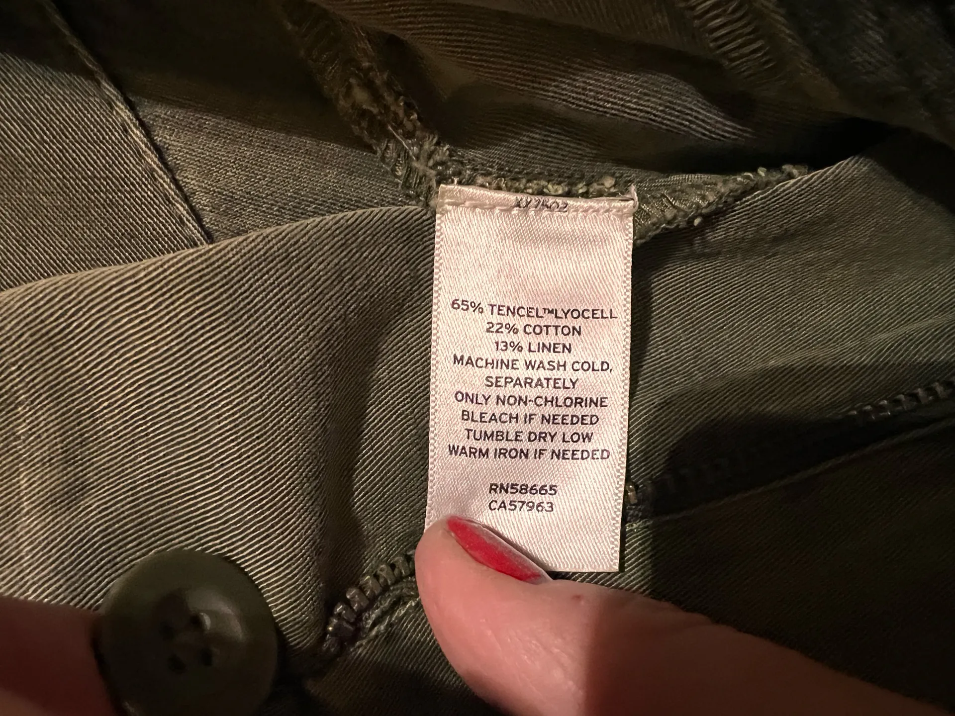 Treasure & Bond Utility Midi Skirt - Image 4