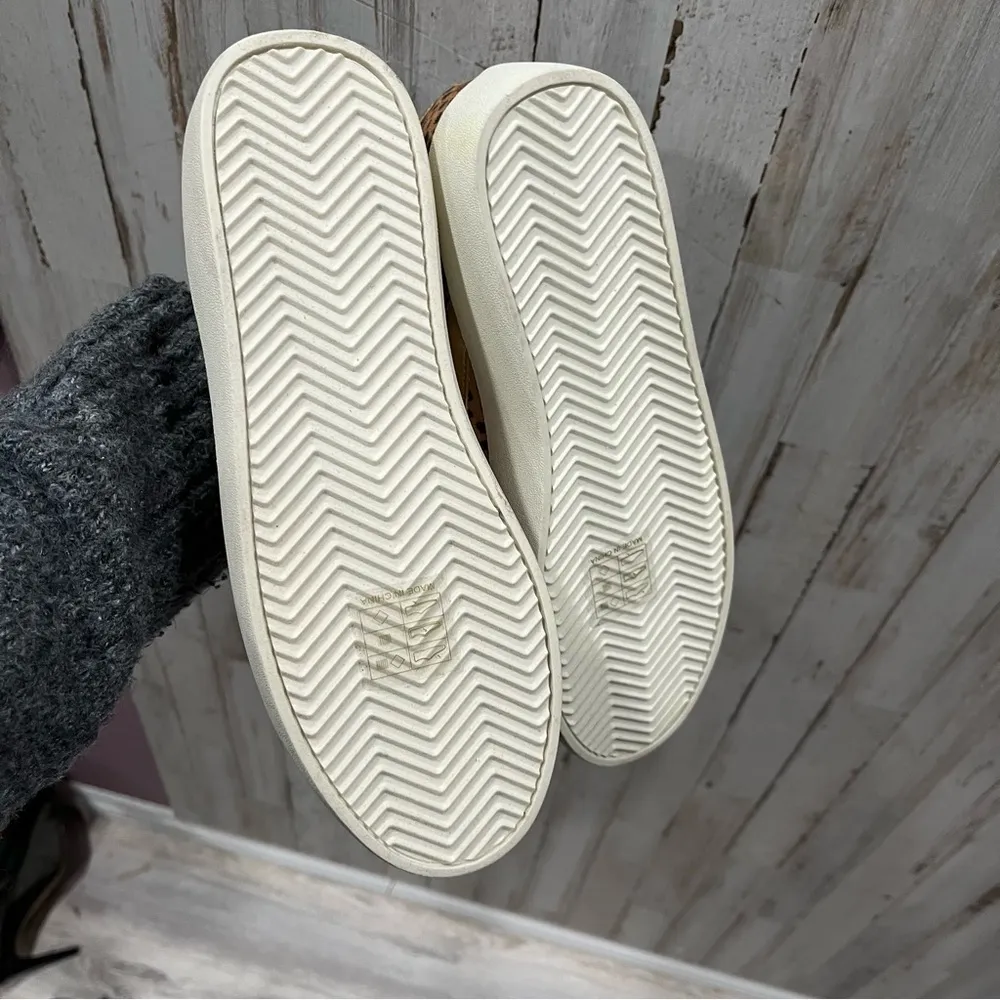 Journee Collection Destany Cheetah Animal Print Sneakers - Image 6