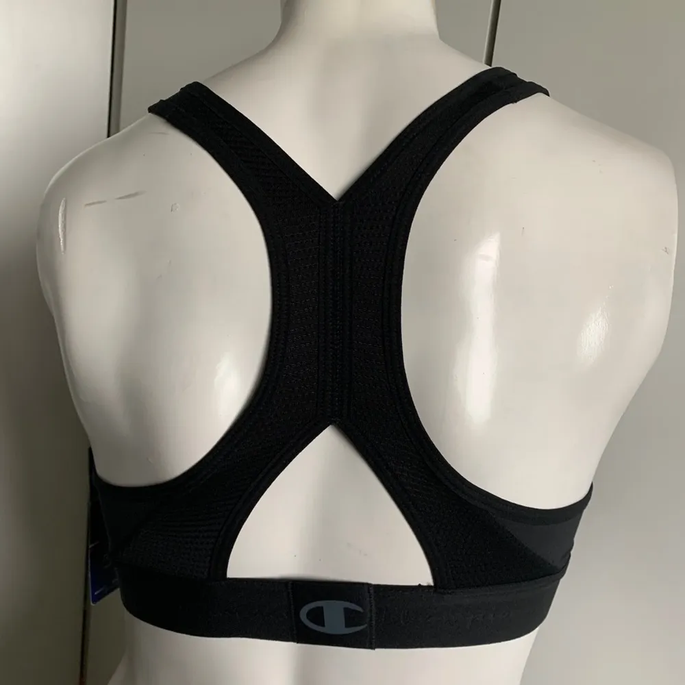 Champion medium sports bra - Image 2