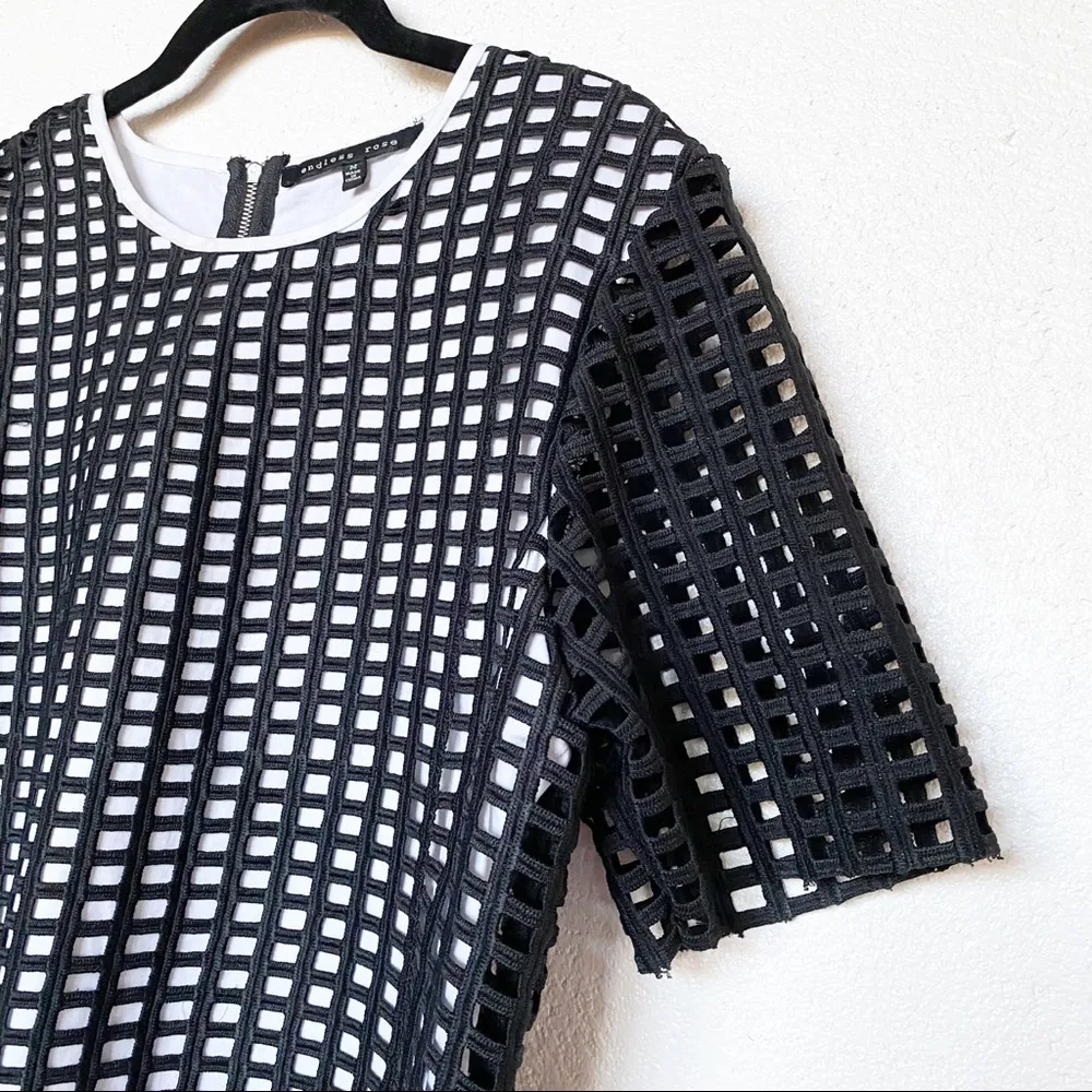 Endless Rose  Layered Cage Top Size Medium - Image 2