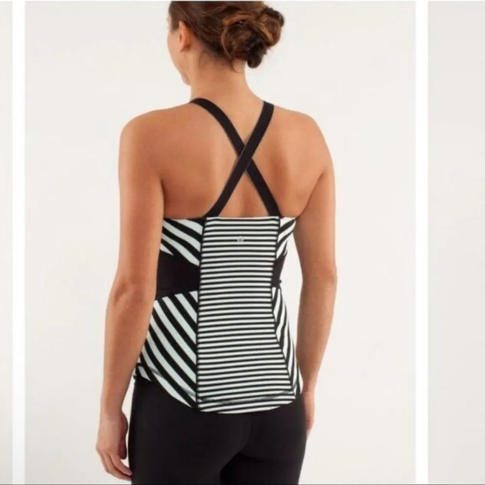 Lululemon  Size 6 Work it out Tank top - Image 2