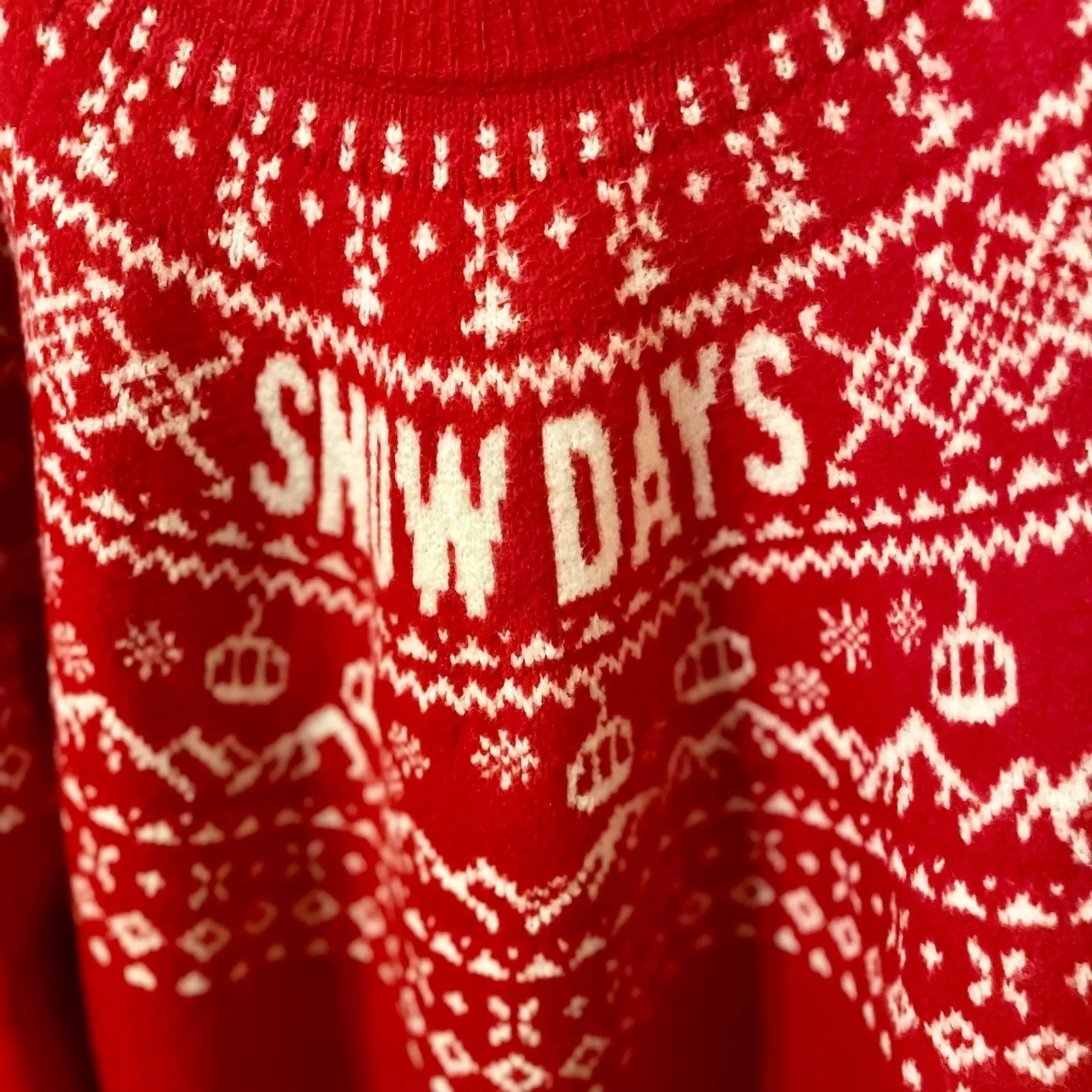 WonderShop AT TARGET Red White Snow Days Fair Isle Winter Sweater Size L Size L - Image 2