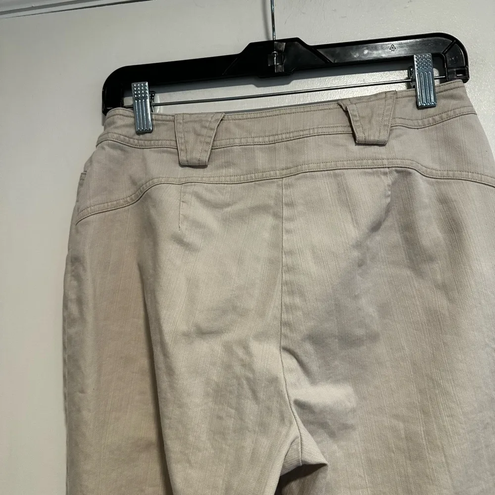Talbots Women's Khaki Pants Size 4. Light Beige. Woven Fabric. Unique Waistband. - Image 13
