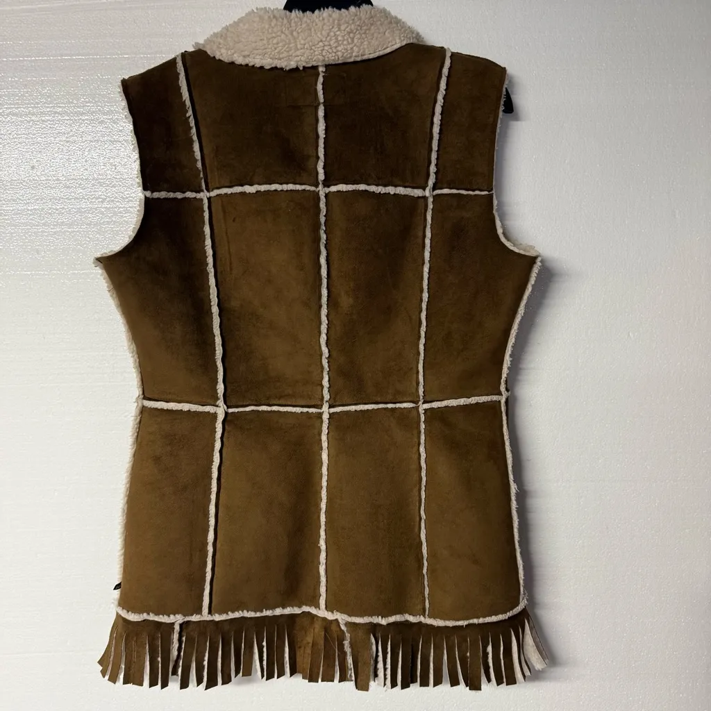 Vintage Lei Faux Suede Vest Large Brown Sheepskin Y2K Fringe Hem Button Front - Image 7