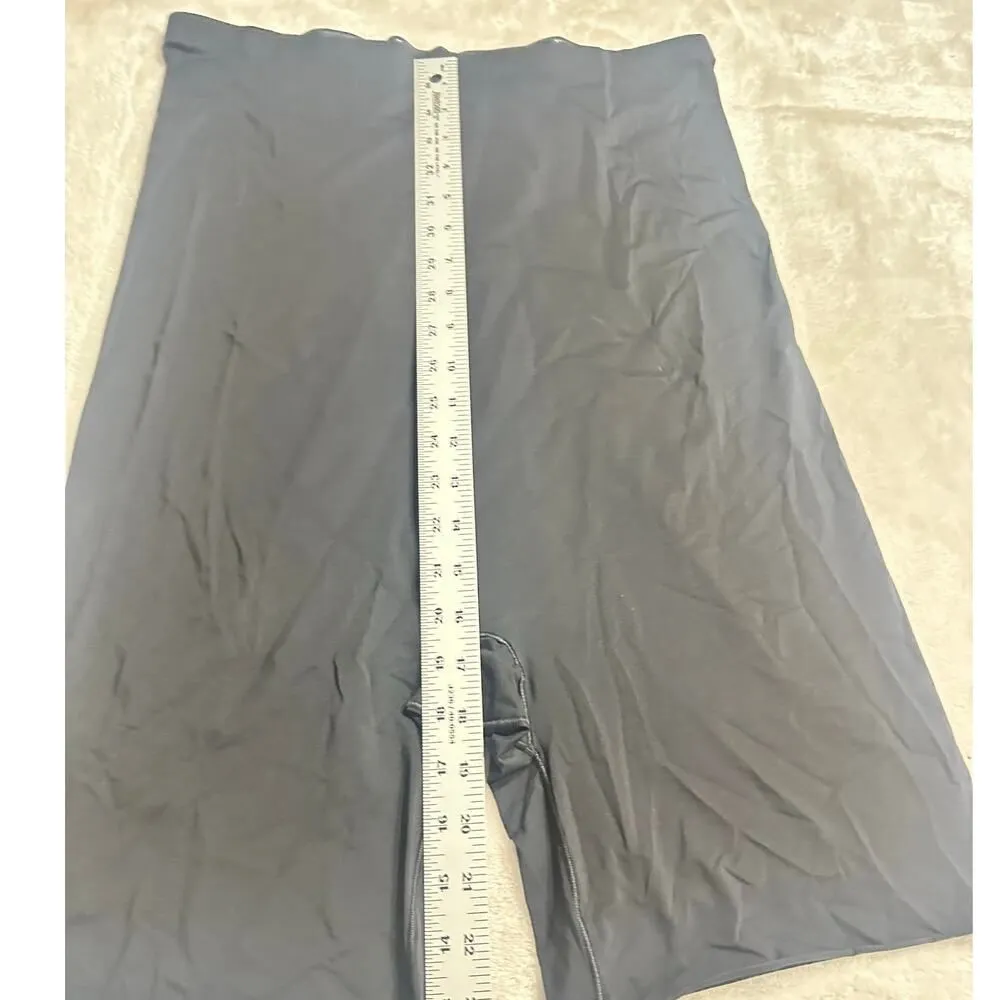 Spanx Mid-Thigh Shorts Women's Plus 2X Black Compression Lightweight Smoothing - Image 9