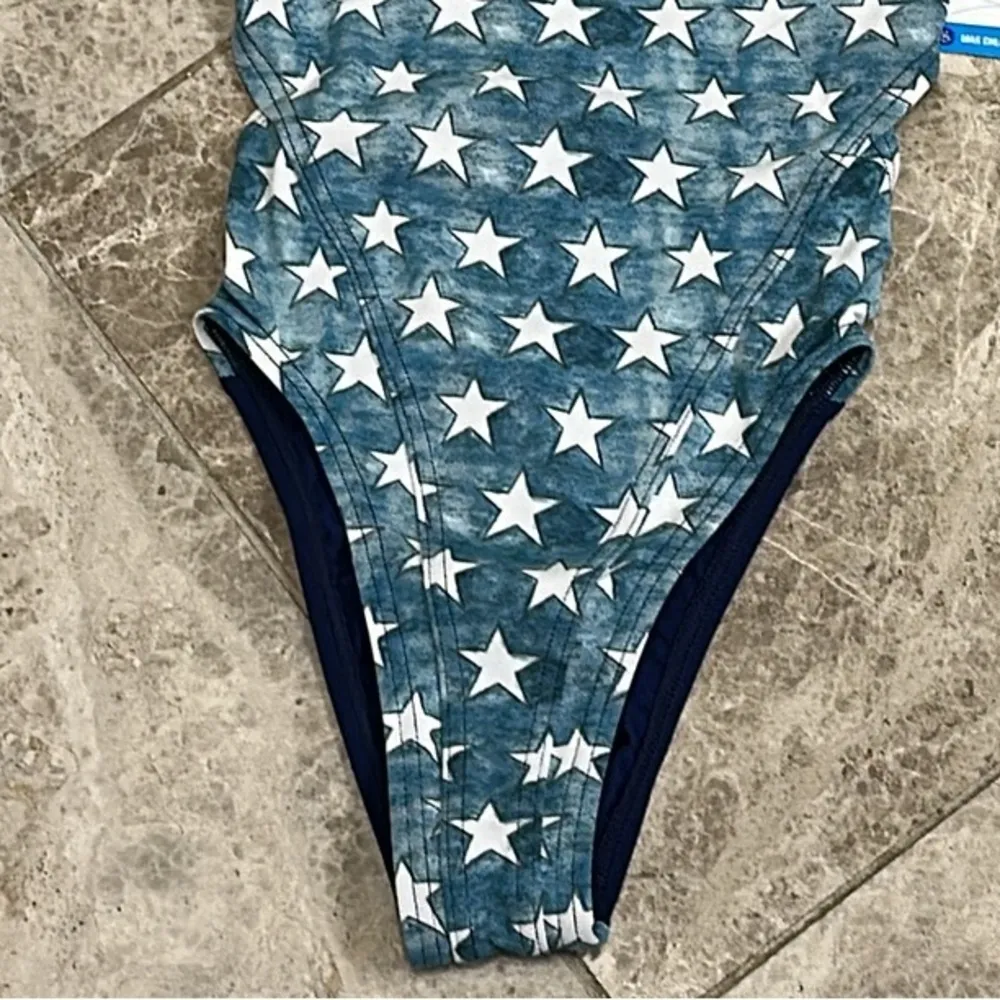 Arena Wonder Woman Stars Swim Tech One Piece Swimsuit NEW Size 22 - Image 4