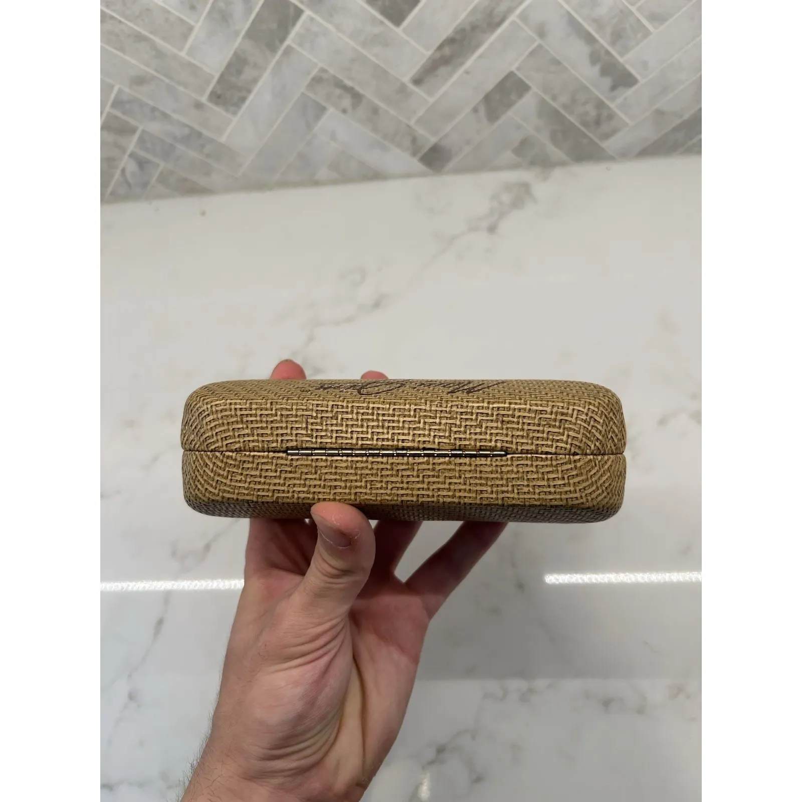 Maui Jim Sunglasses Clam‎ Shell Hard Case Basket Weave Faux Bamboo Tan Beige - Image 4