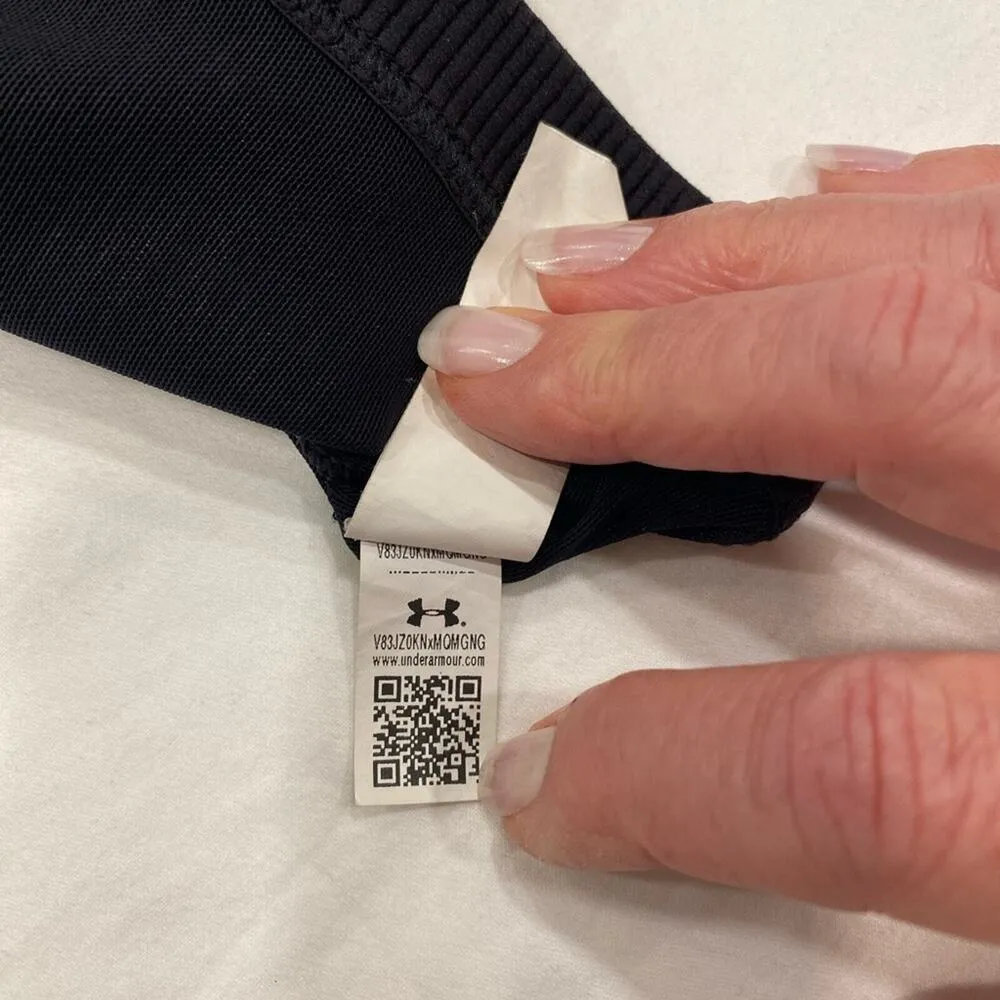 Athletic Sports Bra Black Size Medium - Image 7