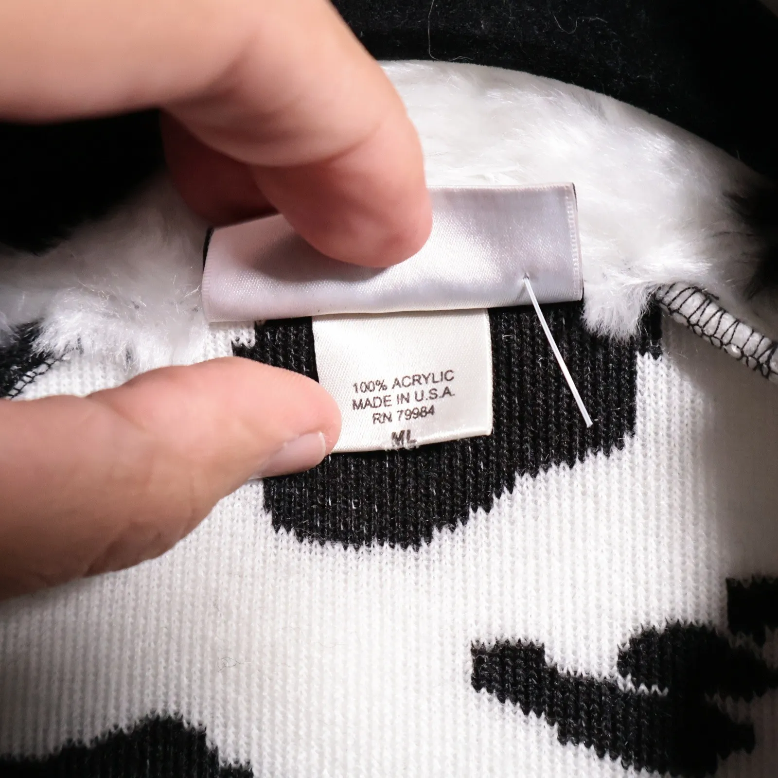 VTG Chicos Cow Print‎ Faux Fur Jacket Coat Womens M L Buttons Pockets Collar USA - Image 5