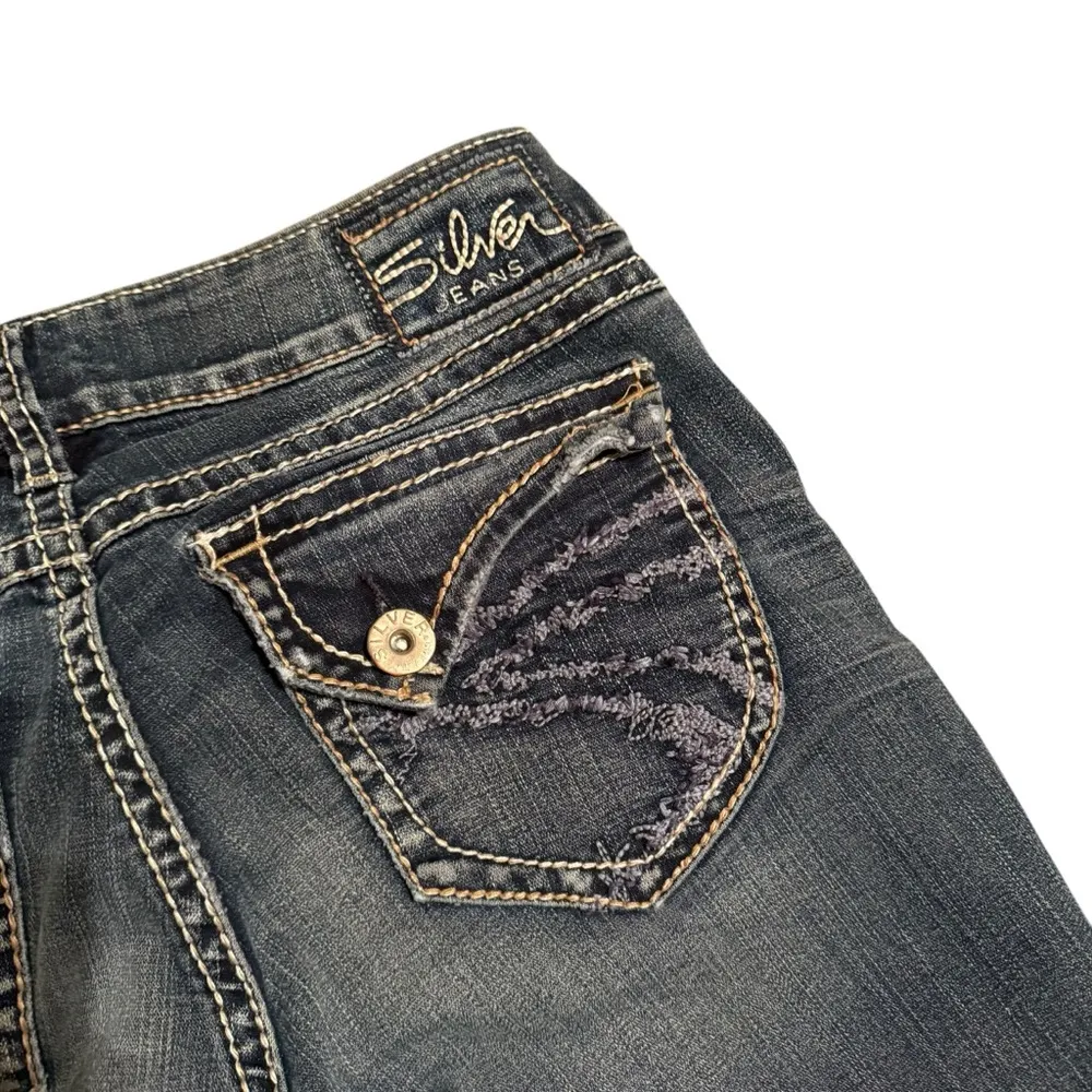 Y2K Silver Size 28x31 Suki Surplus Bootcut Jeans Distressed Flap Pockets Western - Image 7