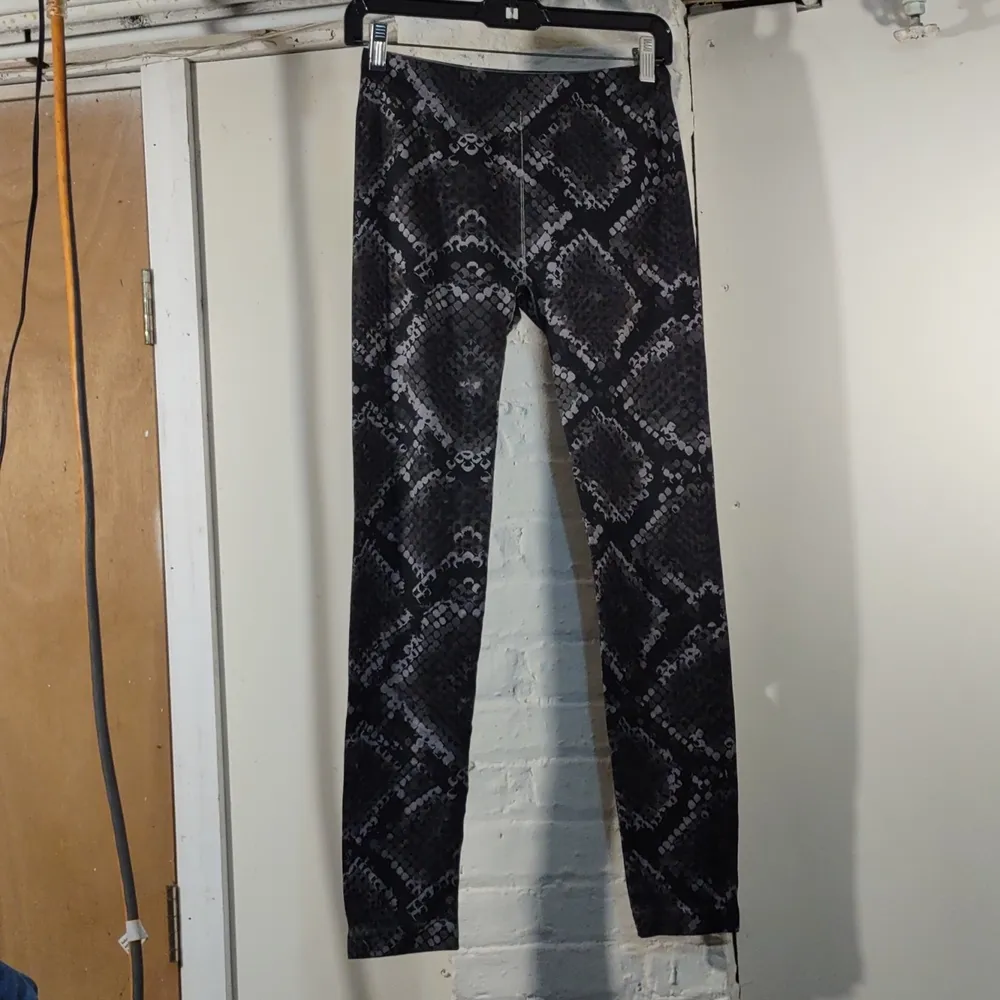 No Boundaries tights and top. (#0827) - Image 2