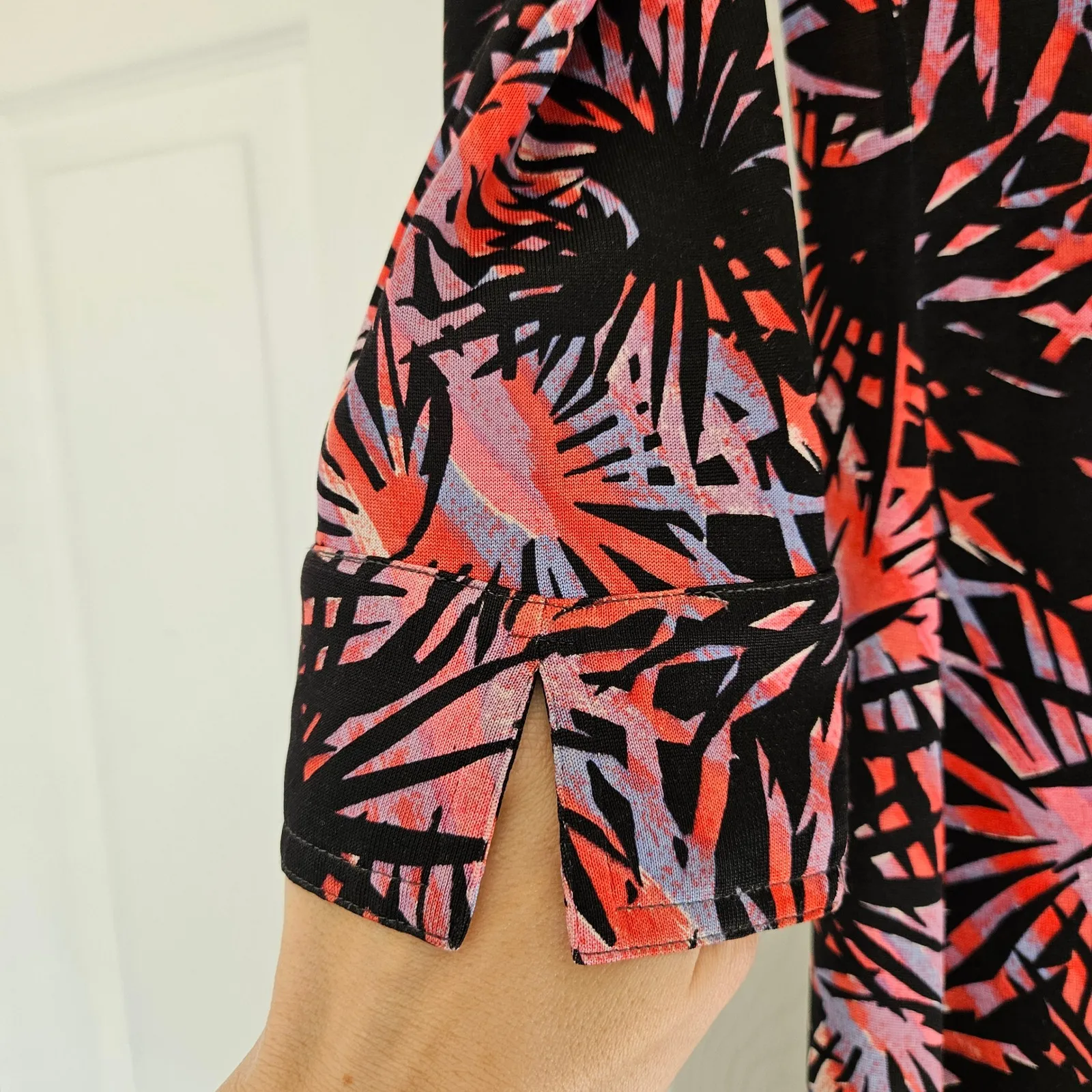 DIANE Von FURSTENBERG Dress Womens US 8 Pink Black Floral Tropical Silk Collared - Image 6