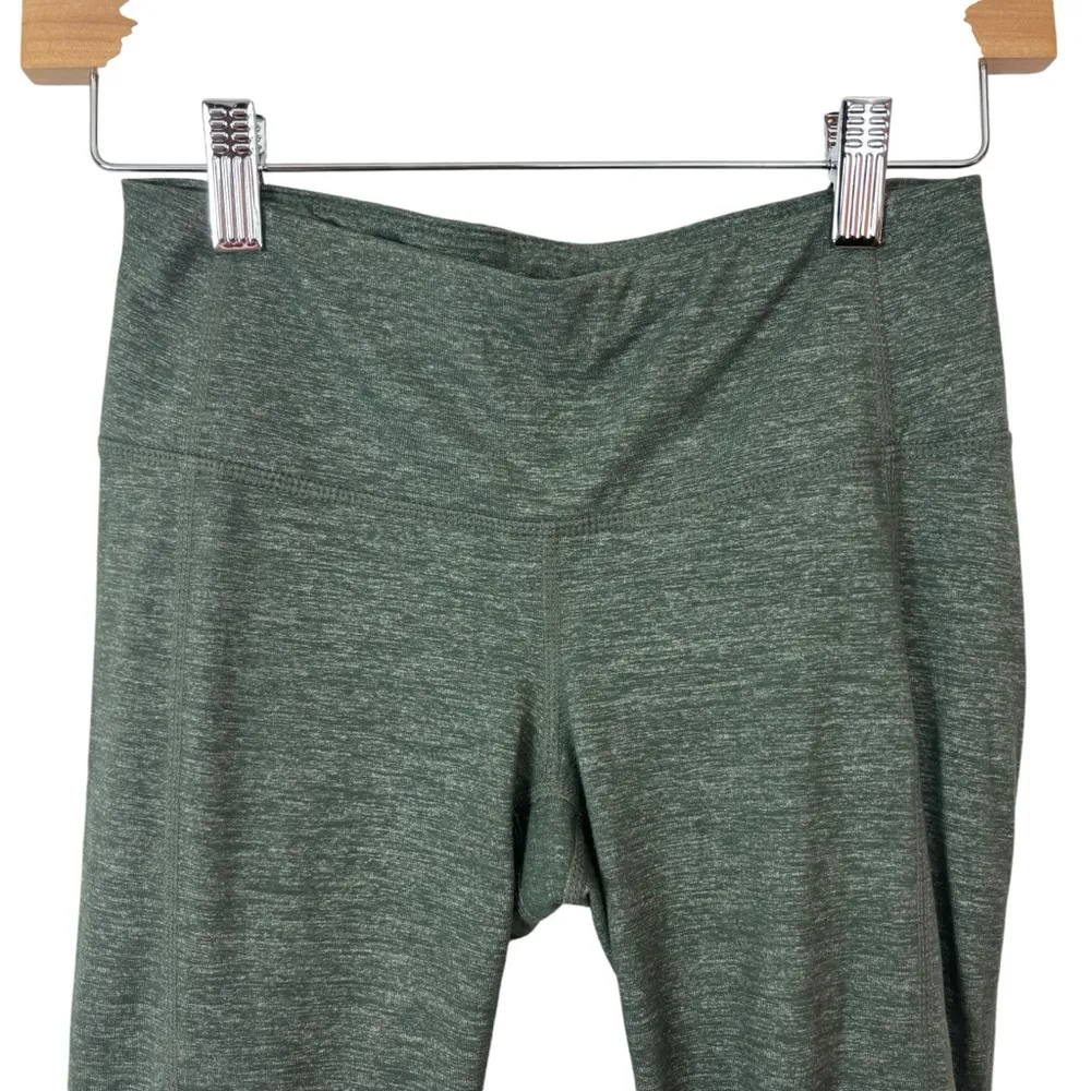 Athleta Mind Over Mat Lattice Capri Leggings Dark Green Athletic Workout Size XS - Image 4