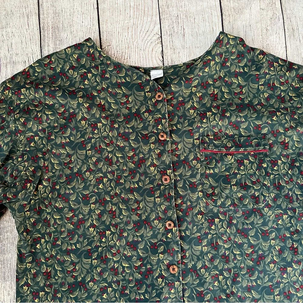 Lands‘ End Made in USA Green Red Medium Button Holiday Long Sleeve - Image 4